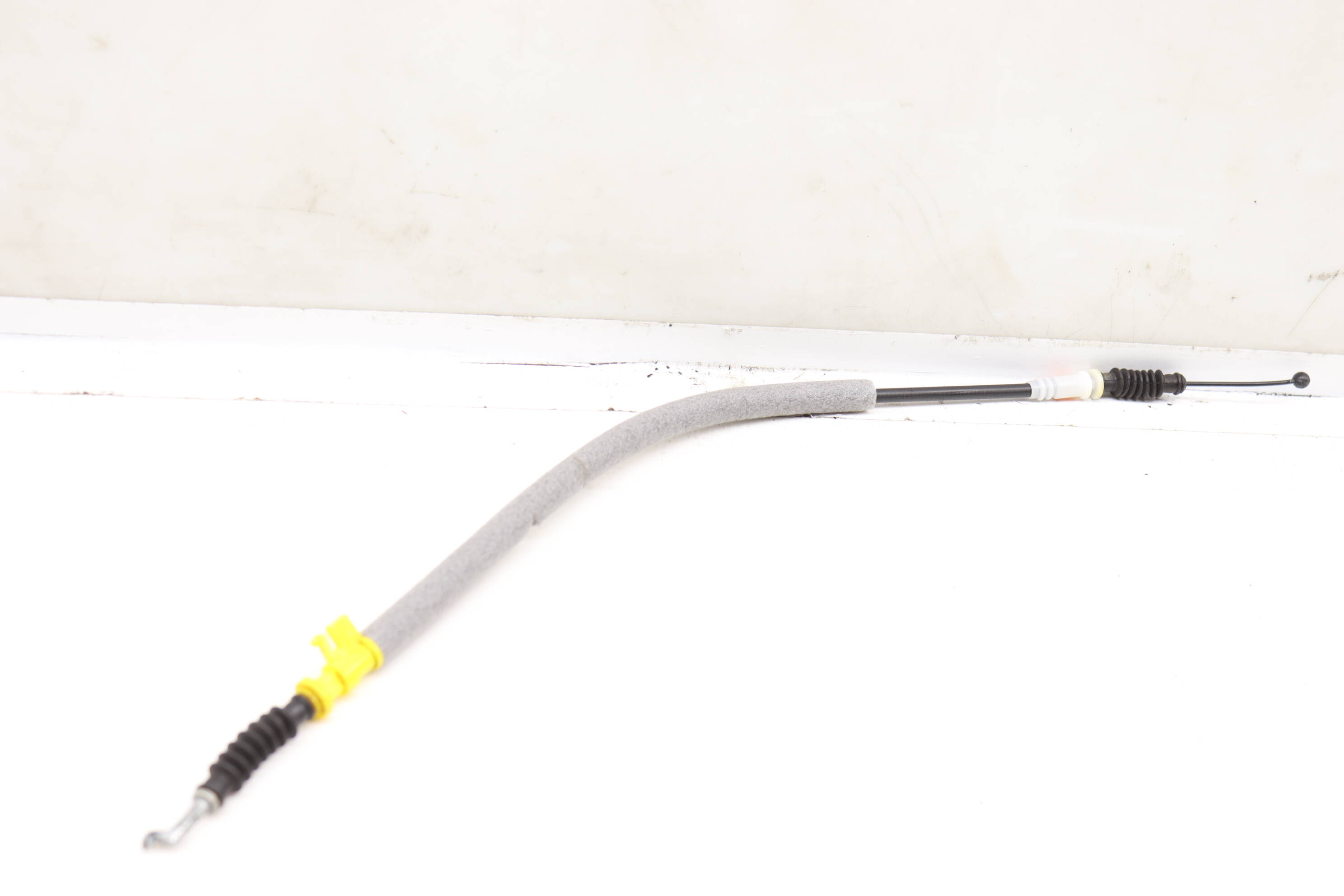 Exterior Door Handle Release / Bowden Cable 4M0837099A