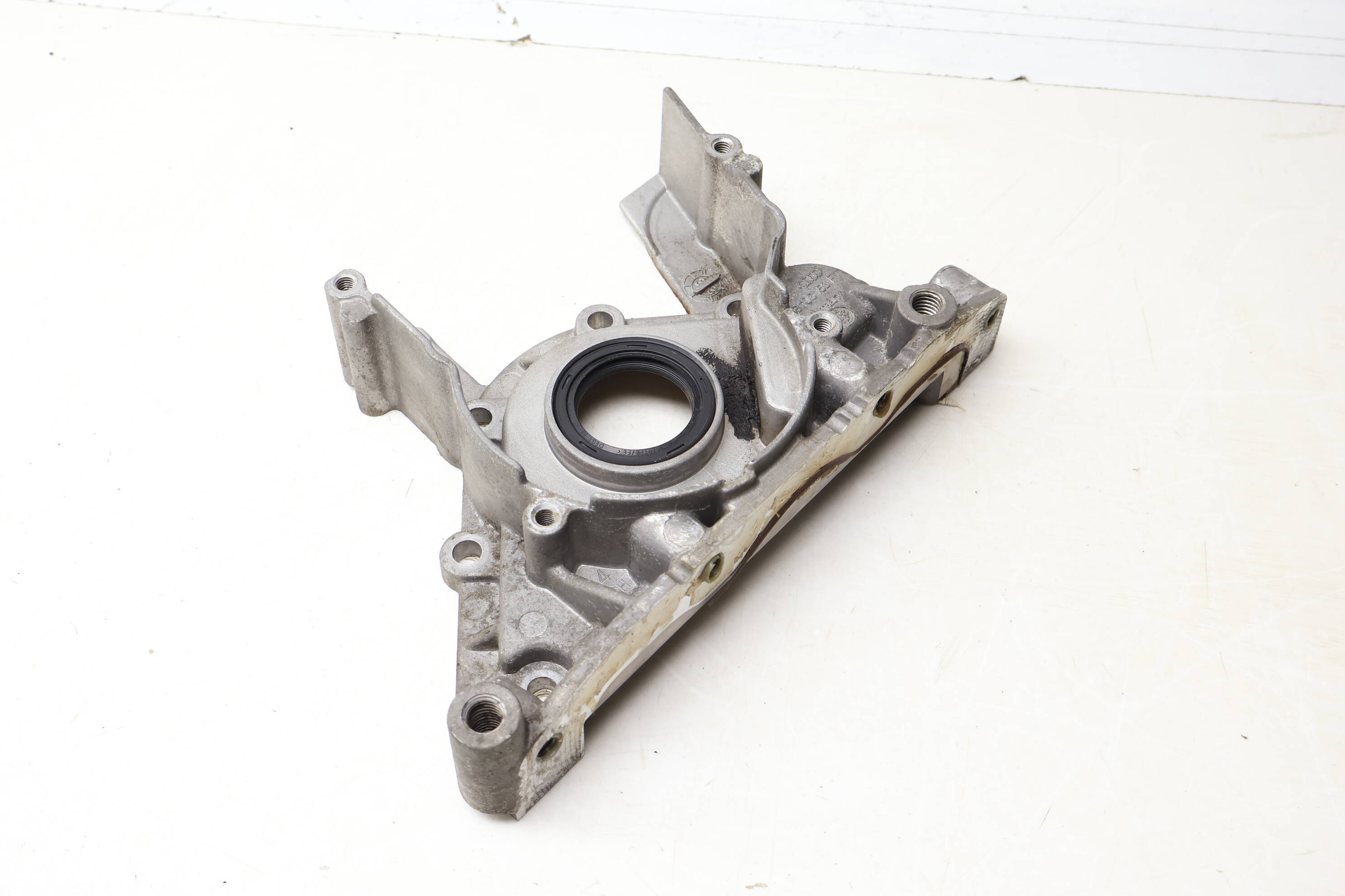 Engine Cover Sealing Flange / Plate 038103153F