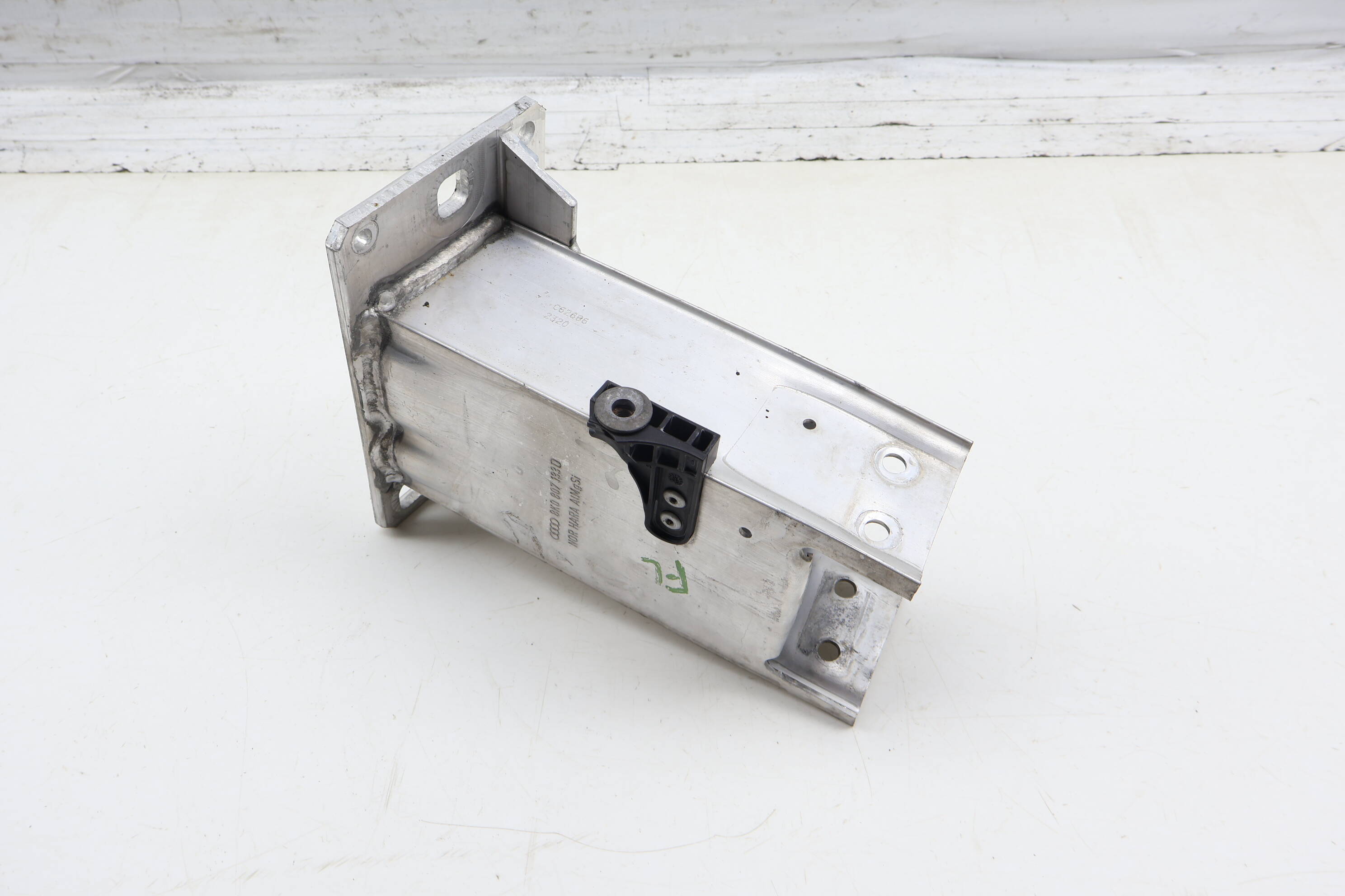 Bumper Shock / Impact Beam 8K0807133D