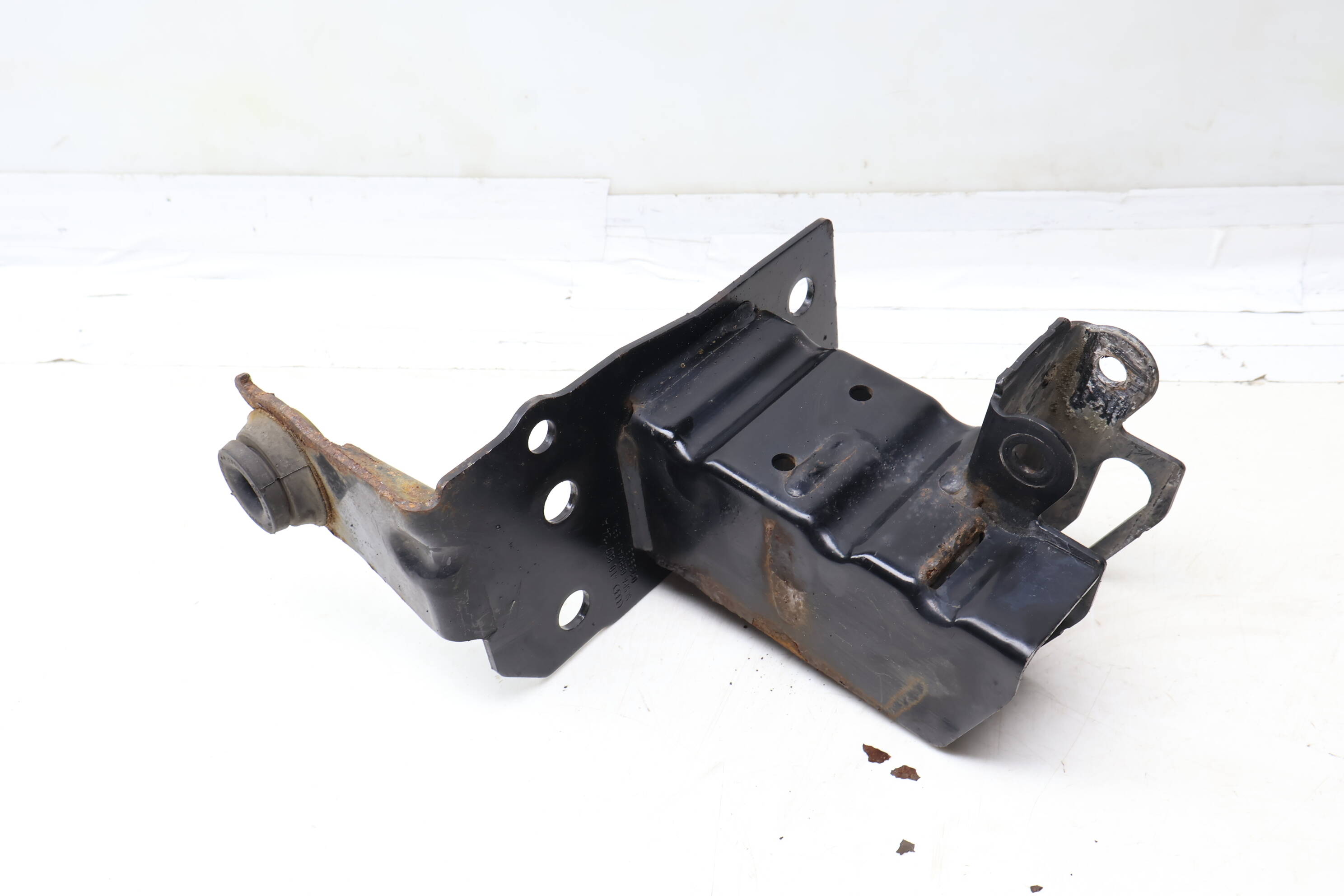 Bumper Impact Beam Mount Bracket 4L0807134A