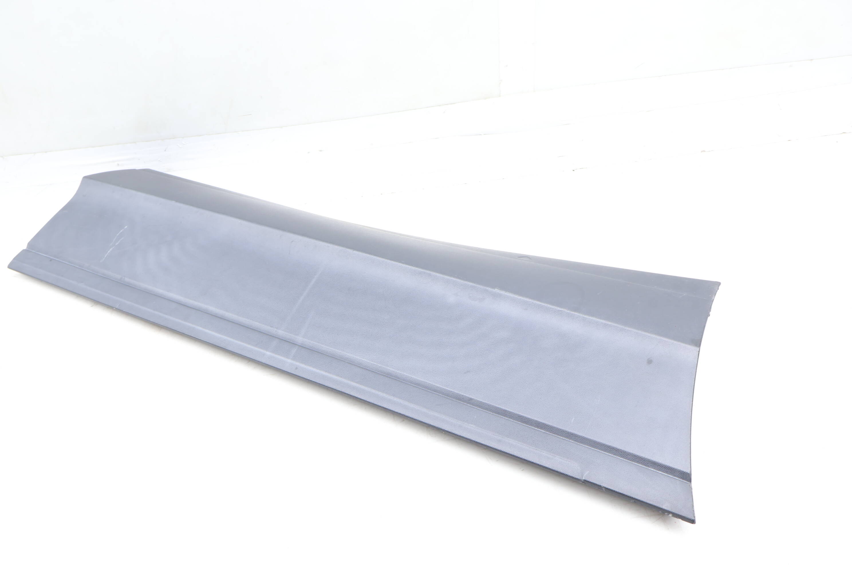 Lower Door Molding / Blade 5NL854950H