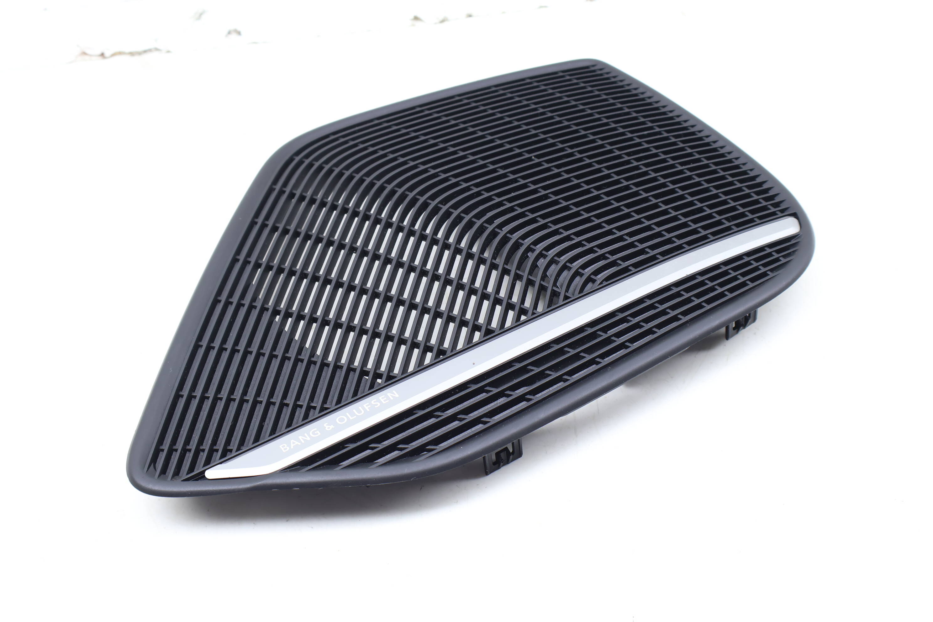Door Speaker Grille (Bang & Olufsen) 8W6035143A