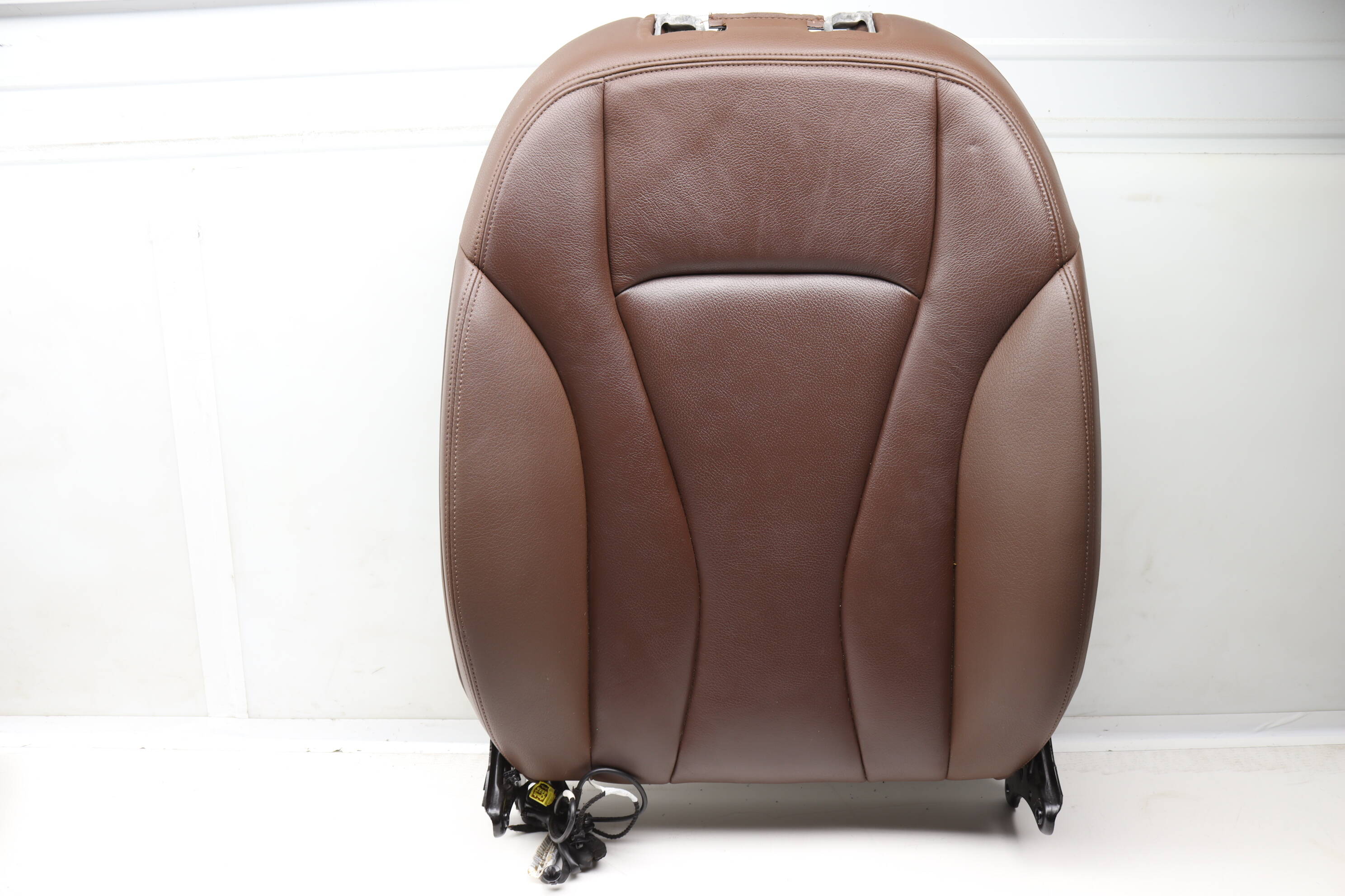 Upper Seat Backrest Cushion Assembly 4M0881806A