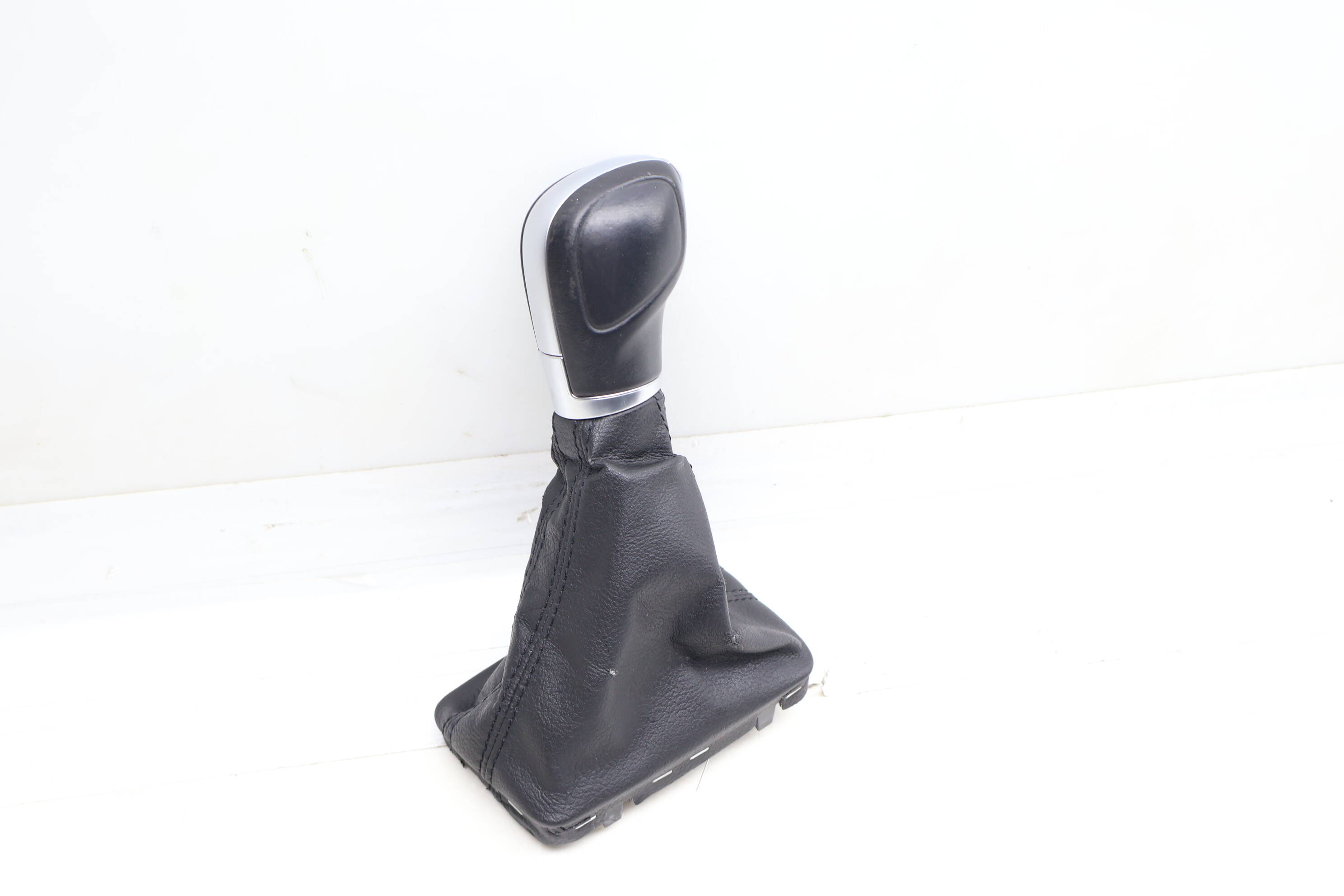 Automatic Shifter Knob W/ Boot 5G1713203M