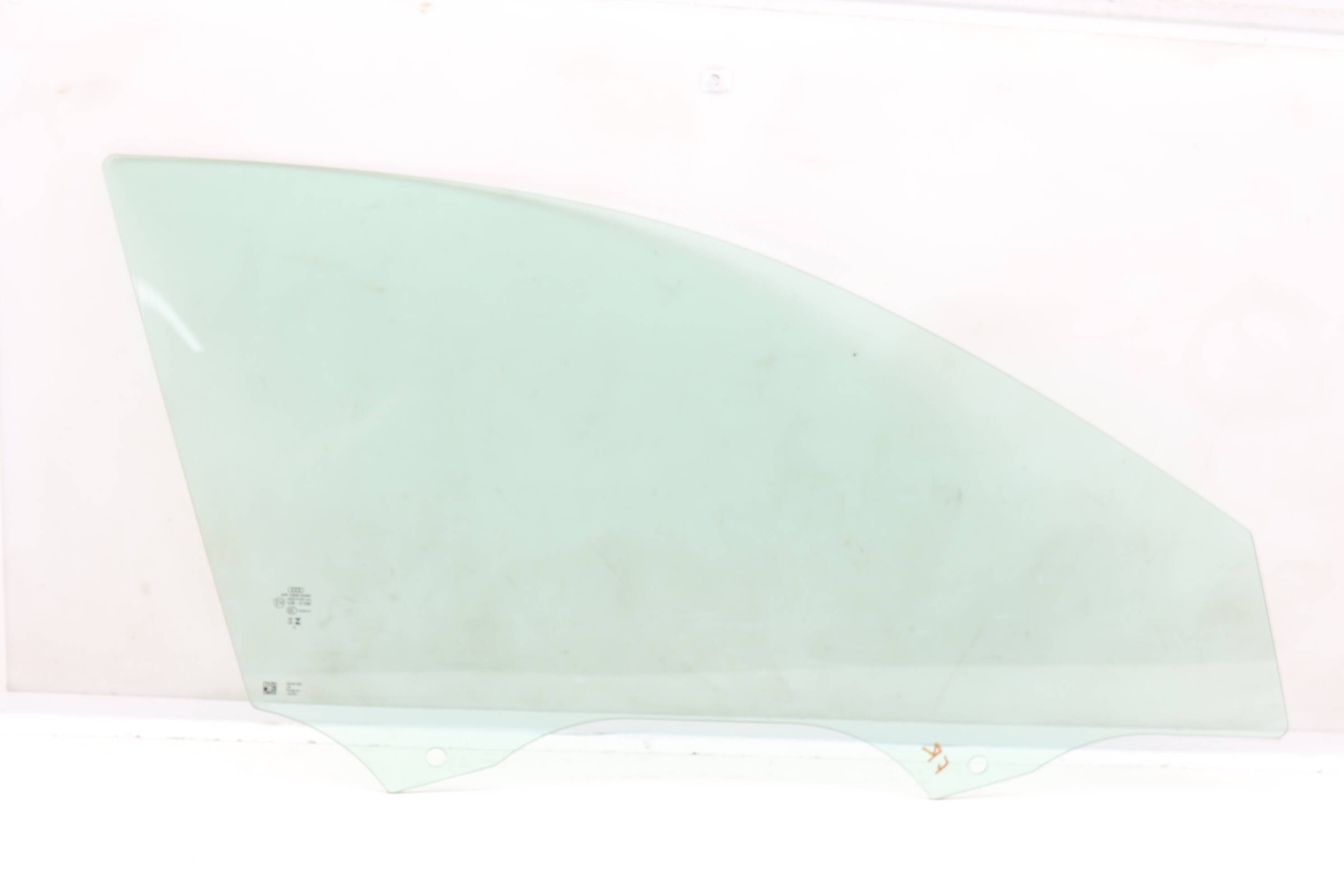 Door Window Glass 8Y0845202A