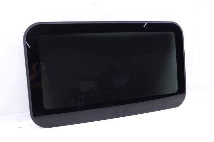 Sunroof / Sun Roof Glass Panel 8E0877071B main product photo