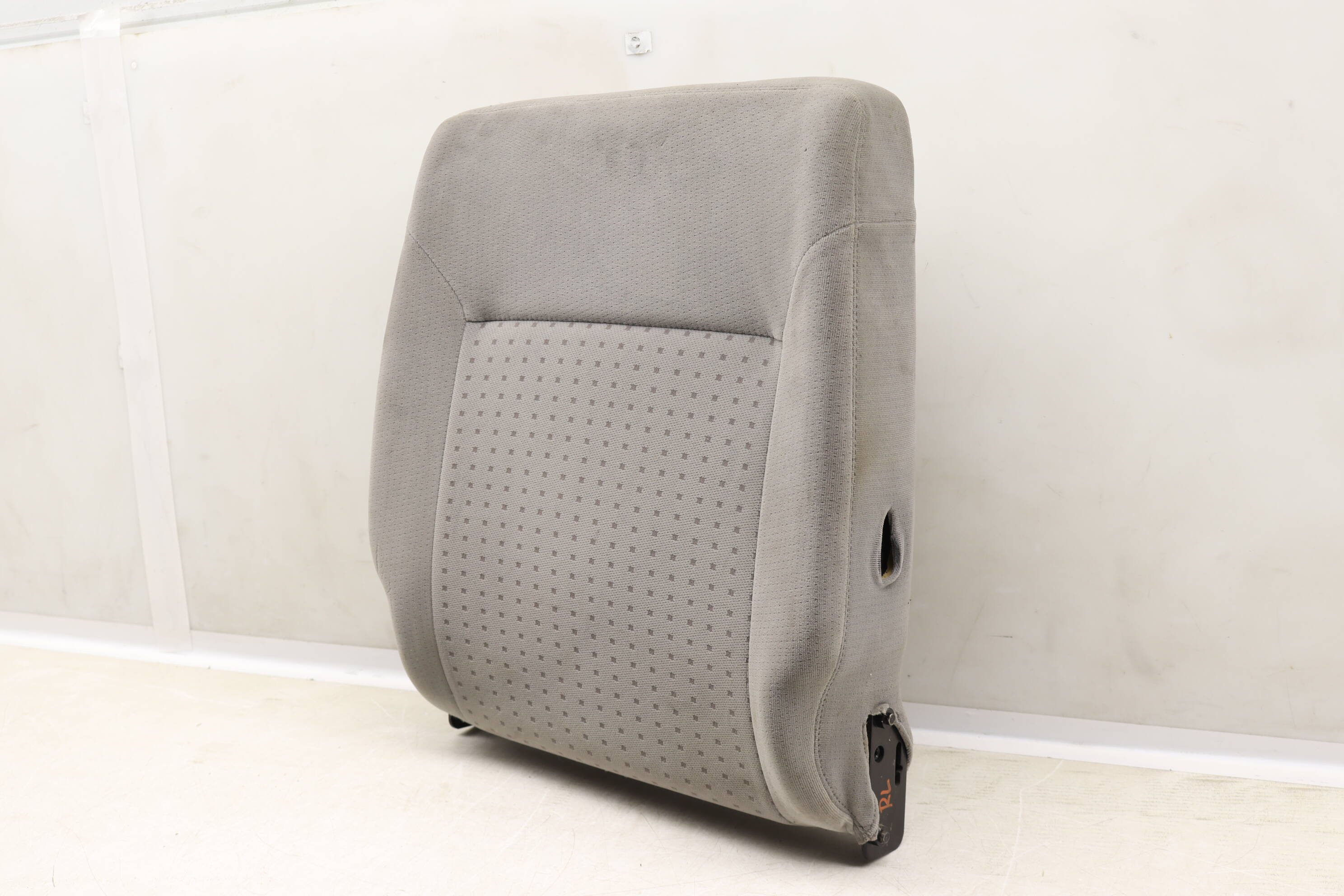 Upper Seat Back / Cushion 7D1883455H