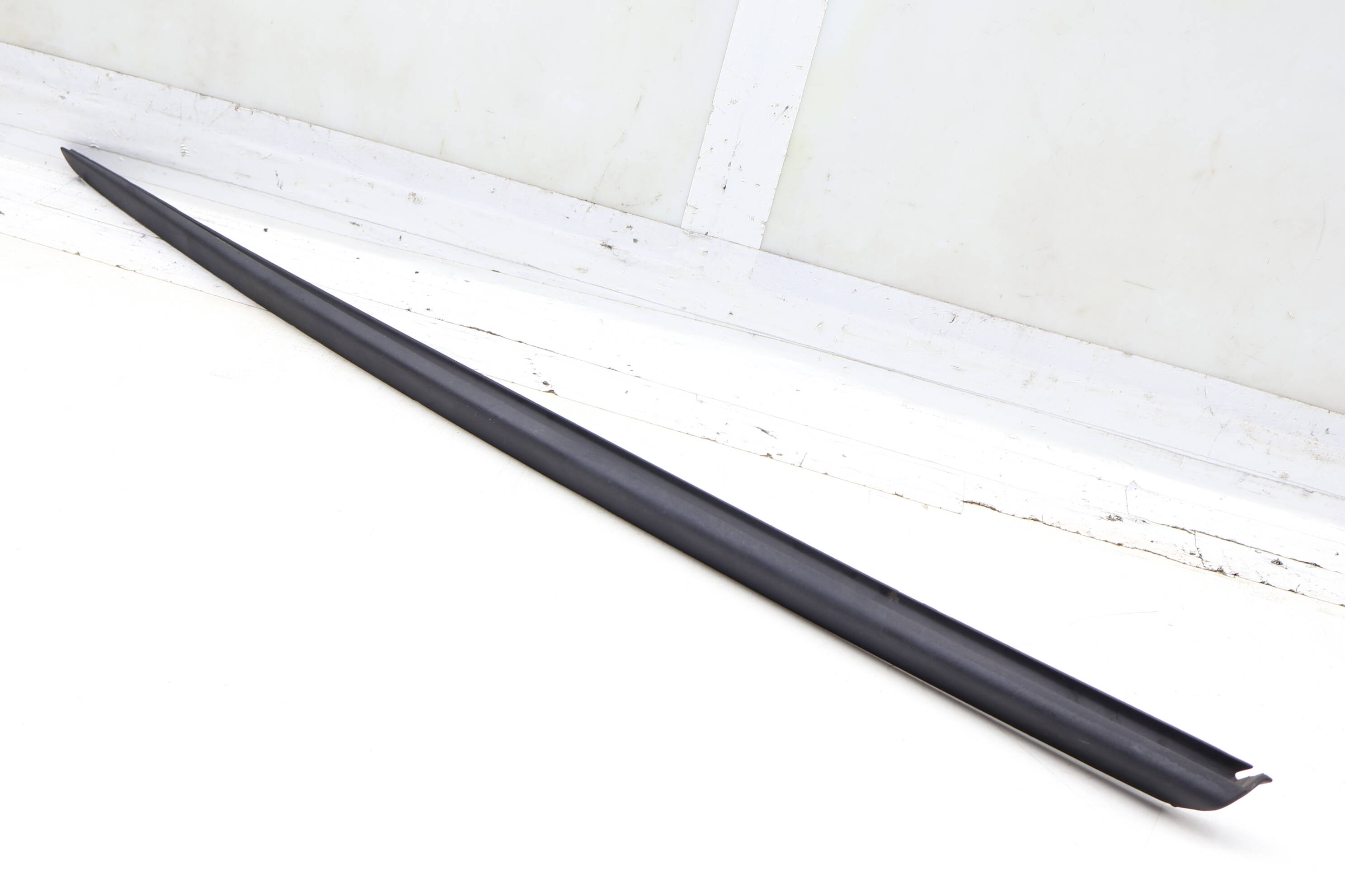 Windshield Side Trim / Water Deflector 8Y0854328
