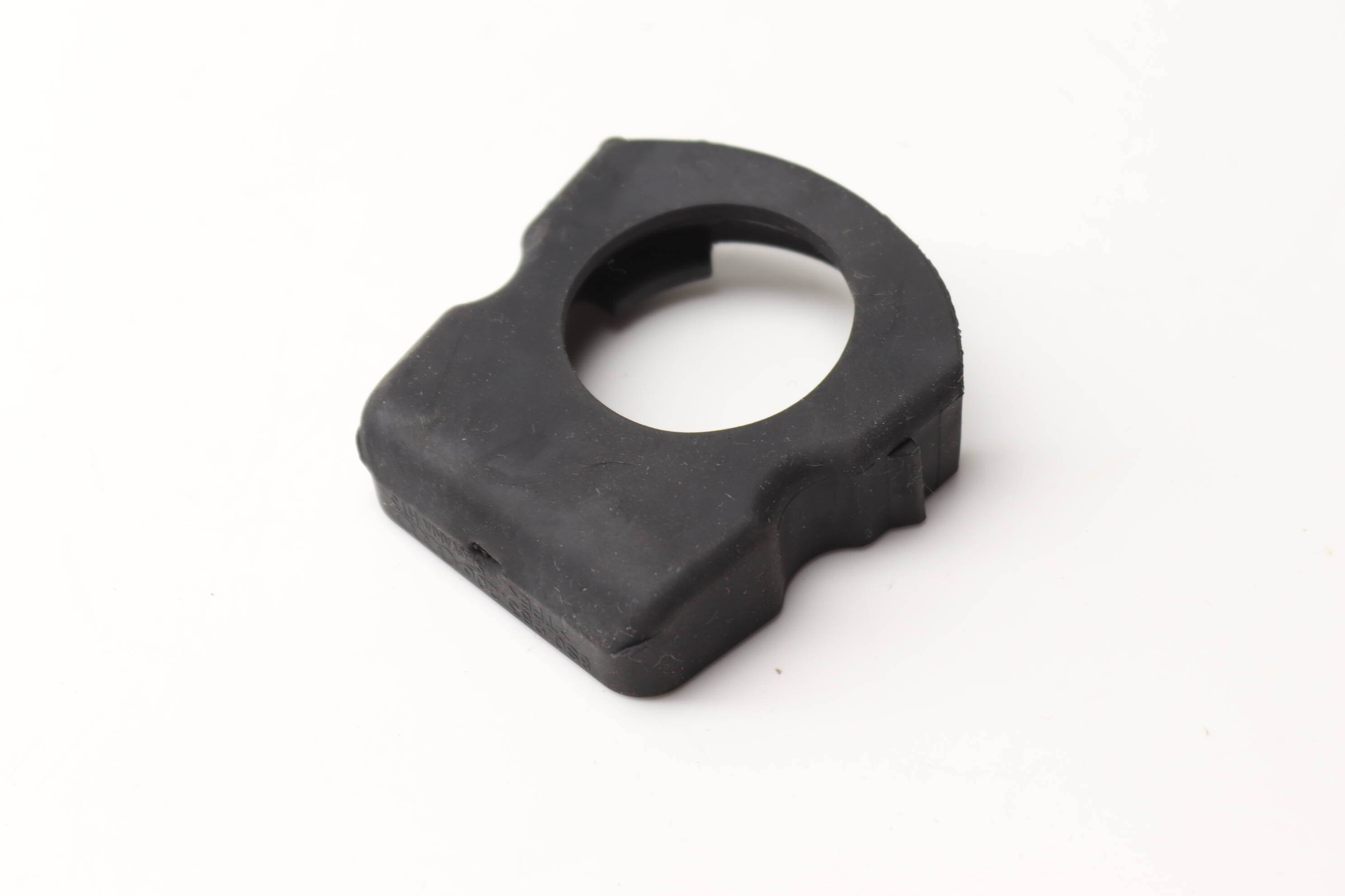 Ignition Read Coil Mount 8S0953206