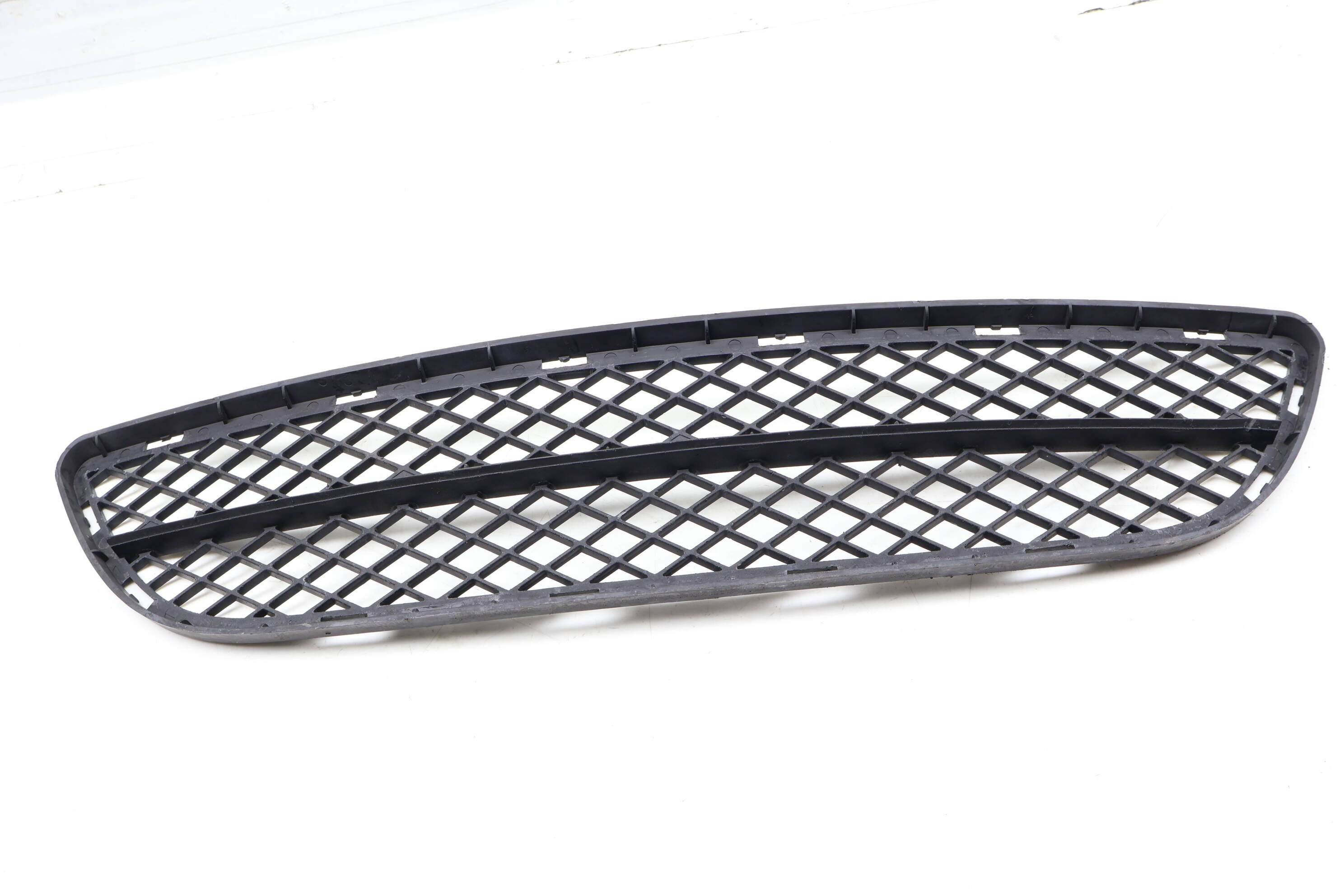 Bumper Grille / Cover (Center) 51117134074