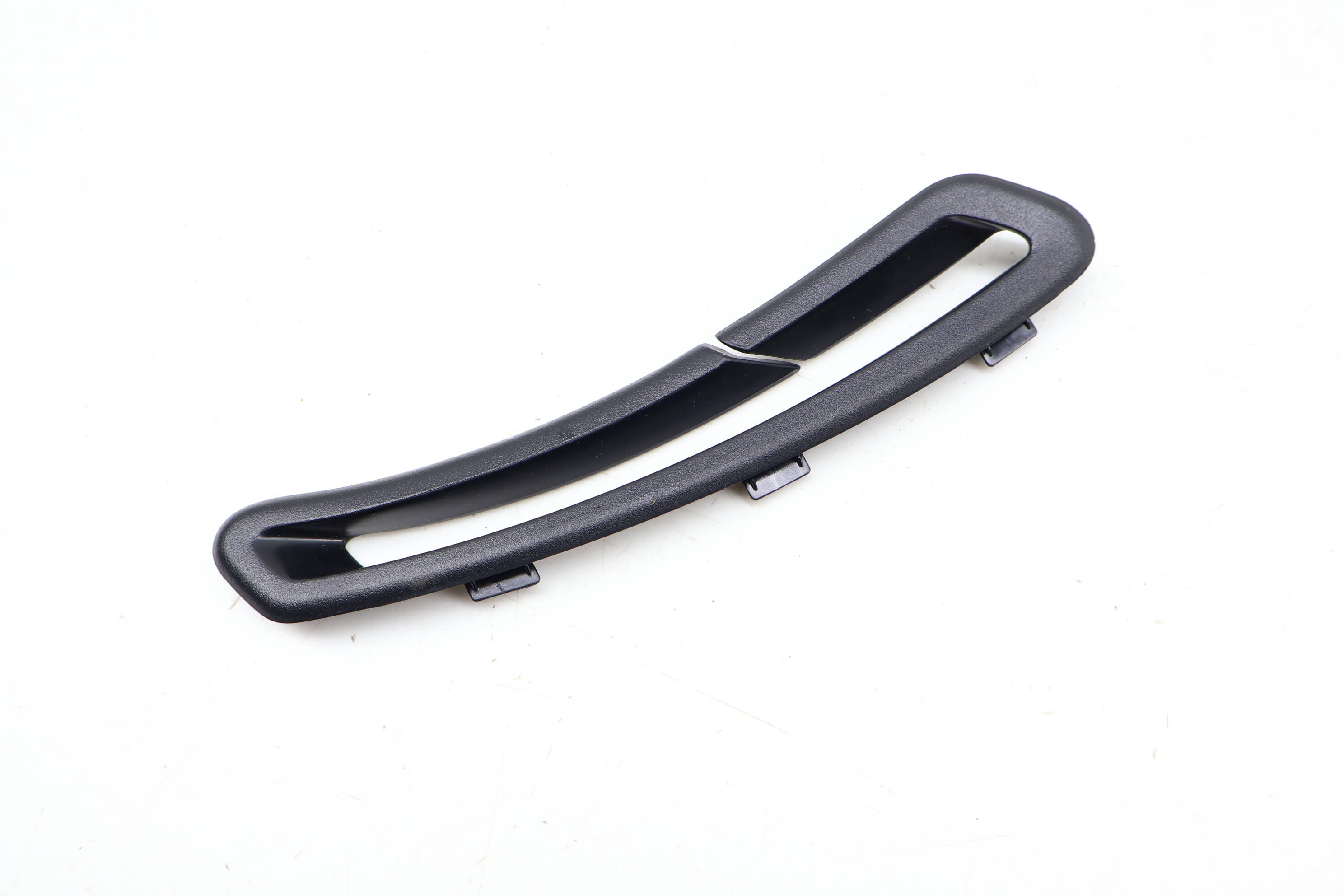 Seat Belt Guide 9140187