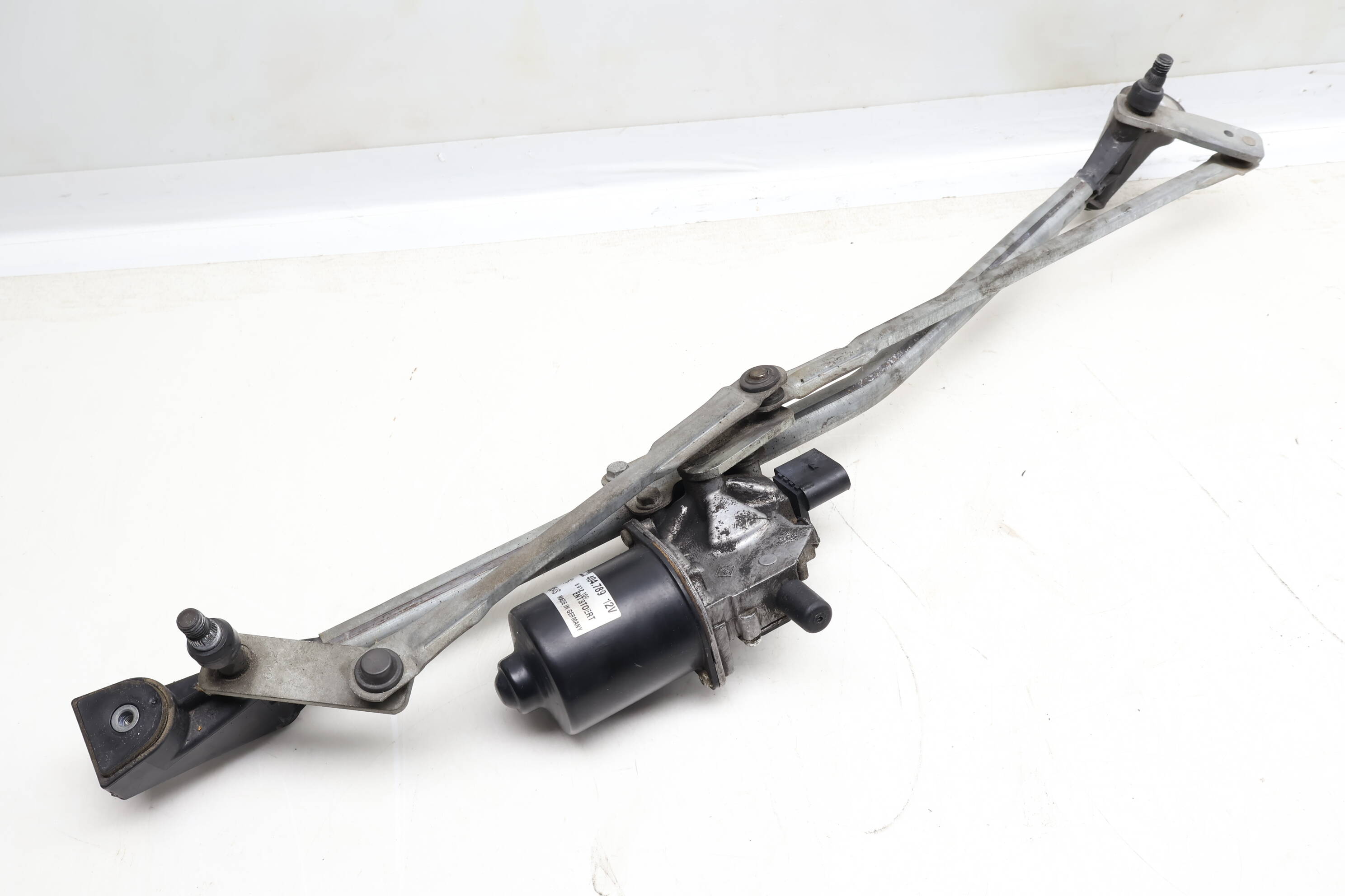 Windshield Wiper Transmission W/ Motor 61616912150