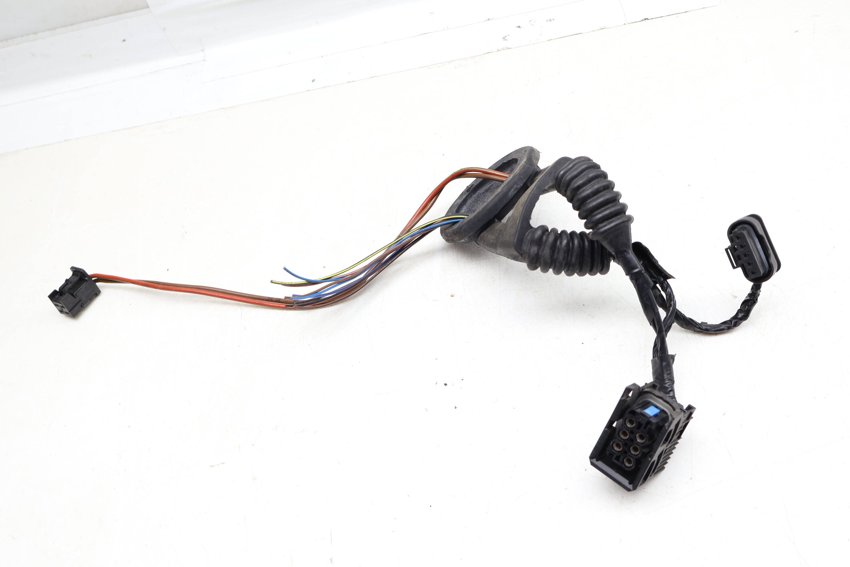 In-Tank Fuel Pump Wiring Connector / Pigtail