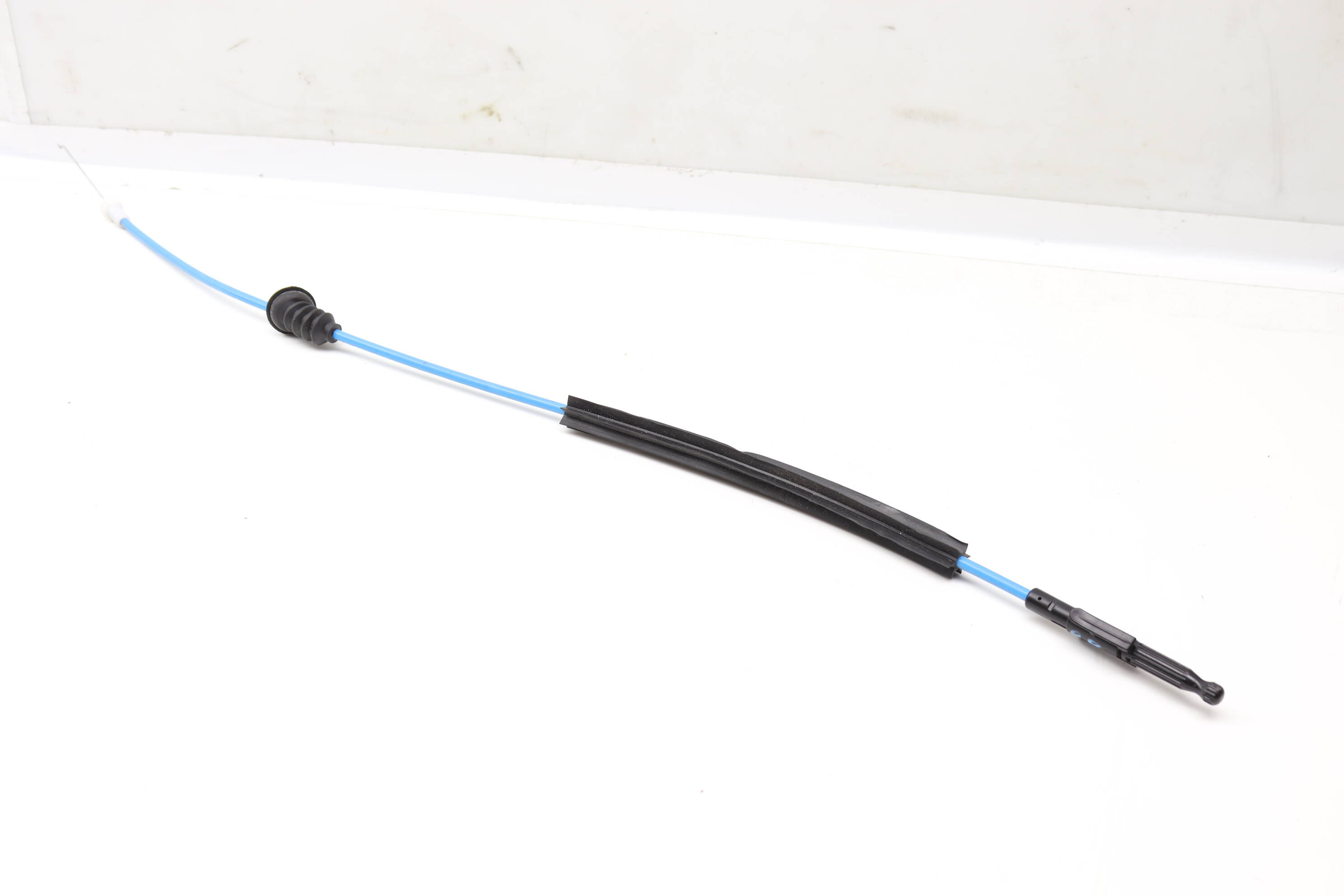 Door Lock Actuator Bowden Cable 2047601004