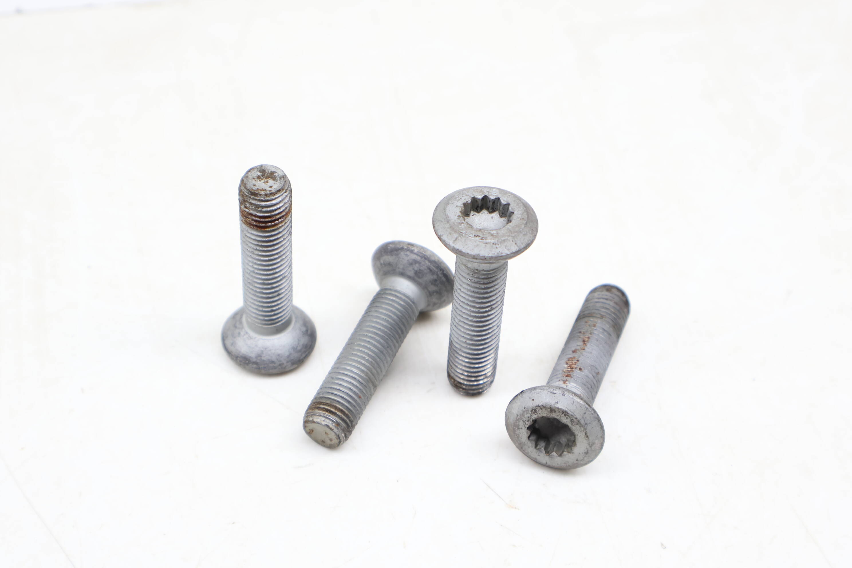 Wheel Bearing / Spindle Screw Set (4) WHT000237A
