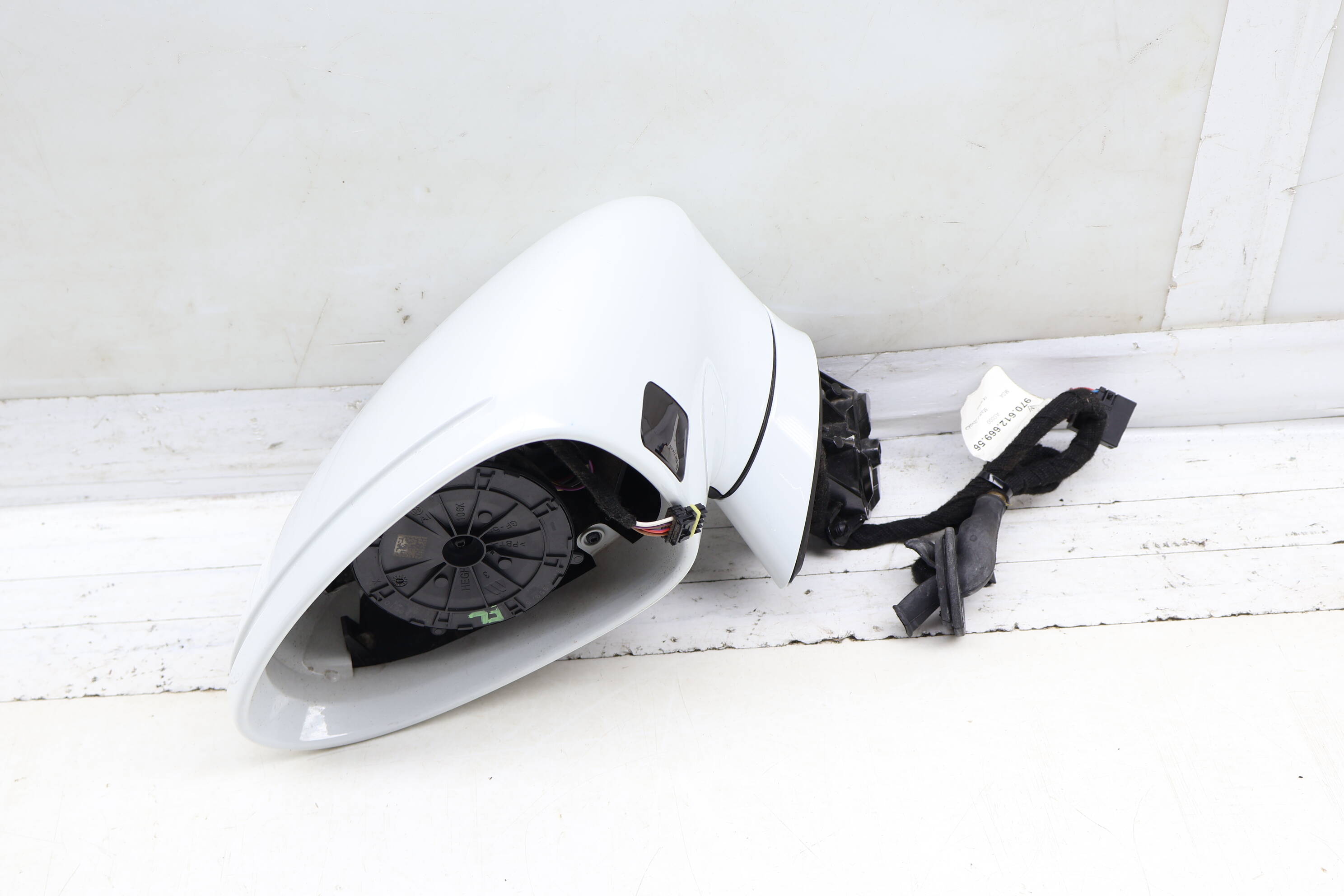 Side View Door Mirror 97073161906