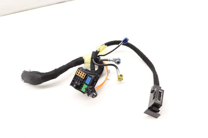 Dash Mmi / Multimedia Control Unit Wiring Connector / Pigtail Set main product photo