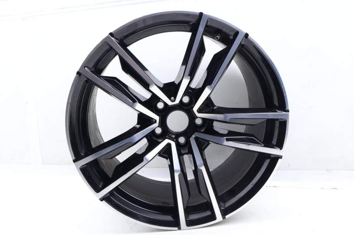 19" Inch Alloy Rim / Wheel 36118089877 main product photo