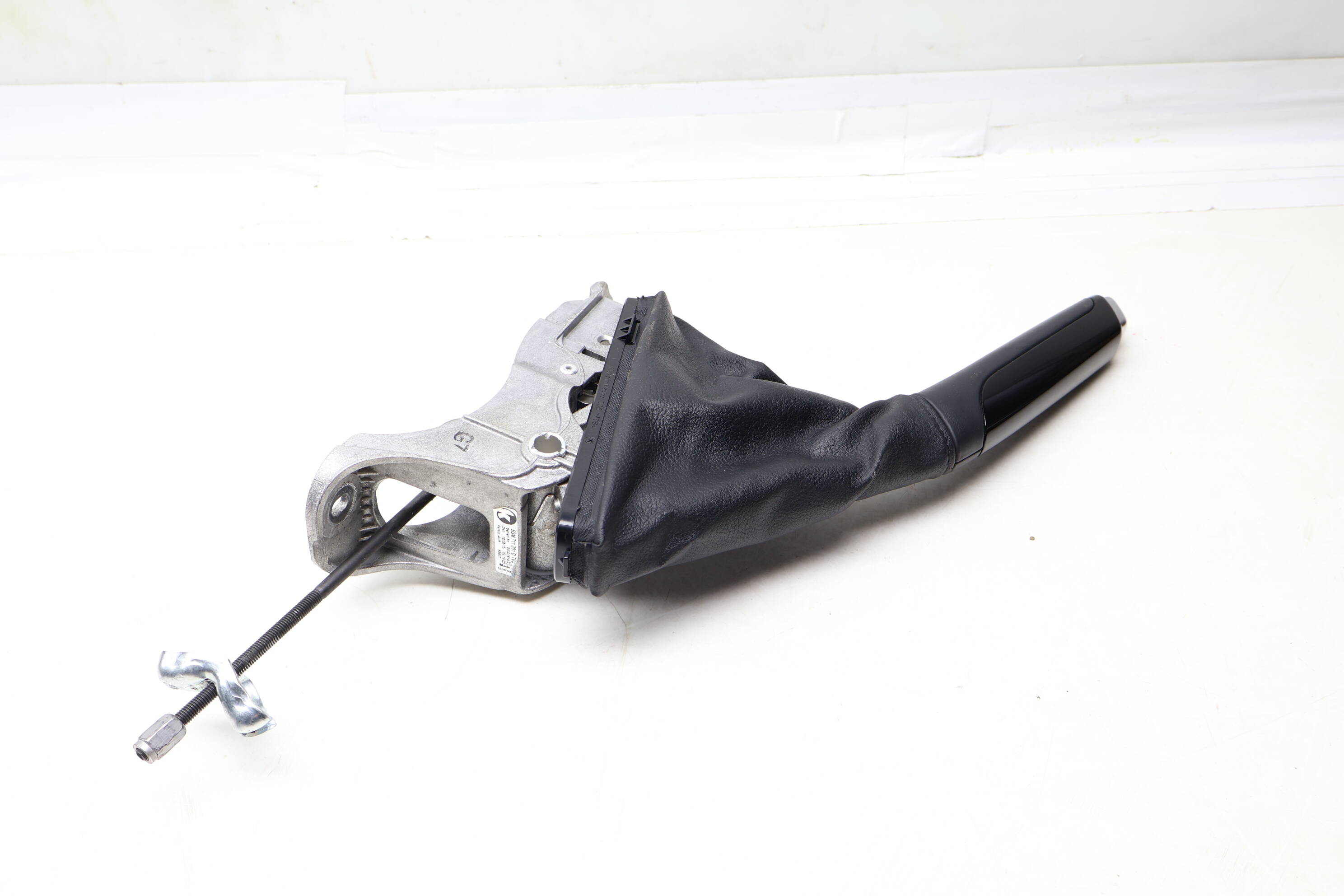 Emergency / Parking Brake Lever Assembly 5GM711301D