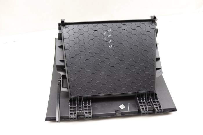 Glove Box Mount 2GJ857101B main product photo