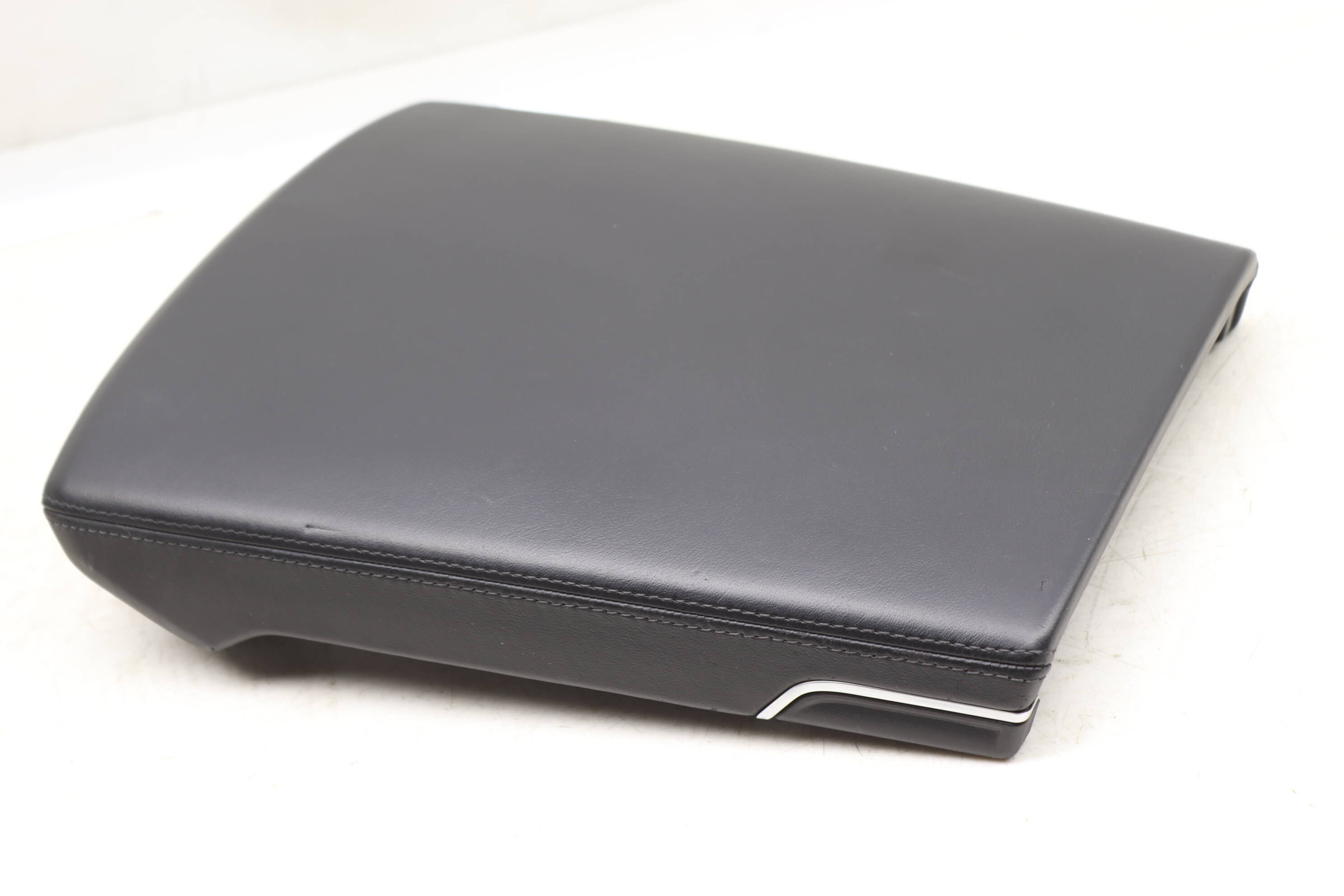 Center Armrest Cover 97055332500