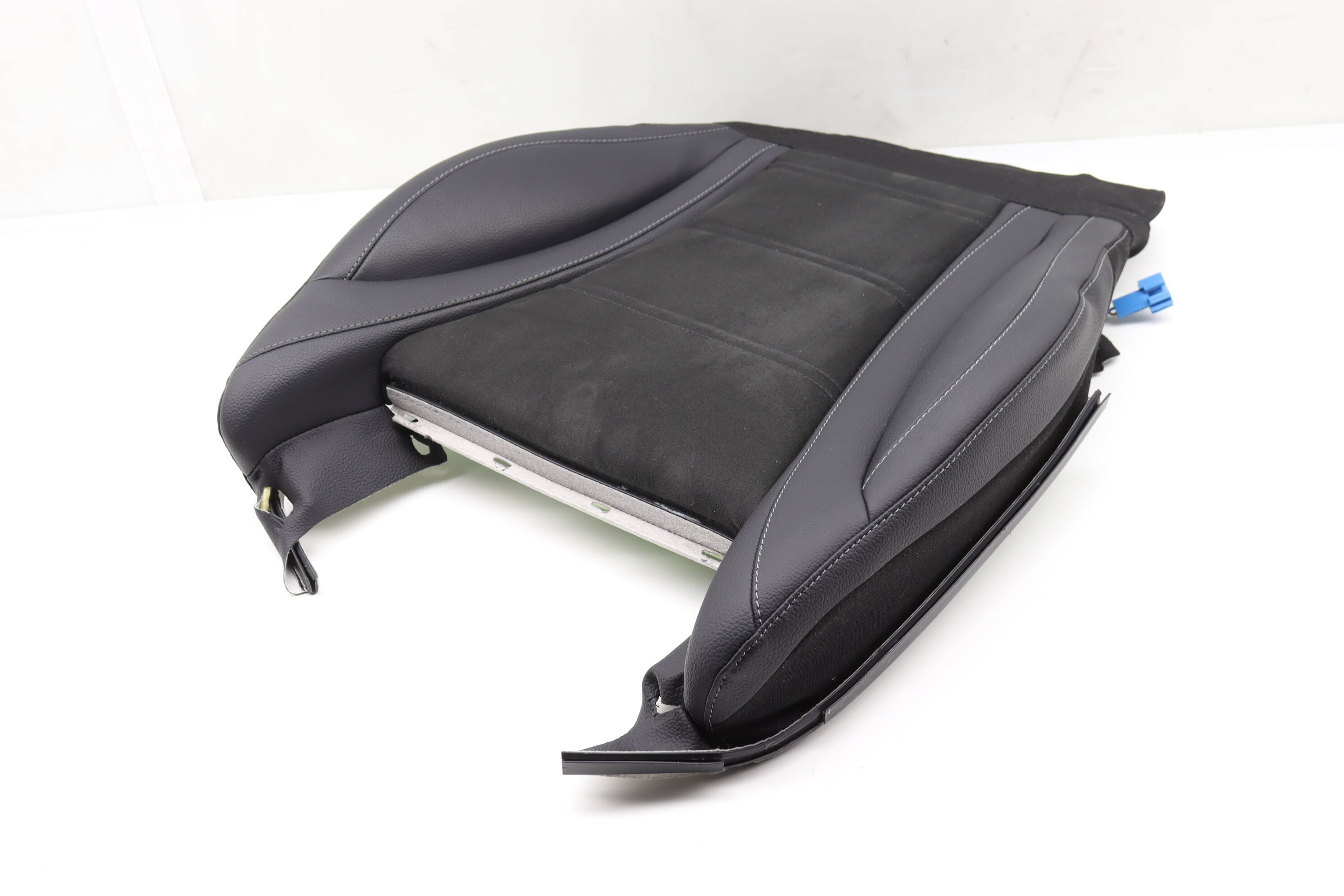 Lower&#x20;Seat&#x20;Bottom&#x20;Cushion&#x20;2059103920