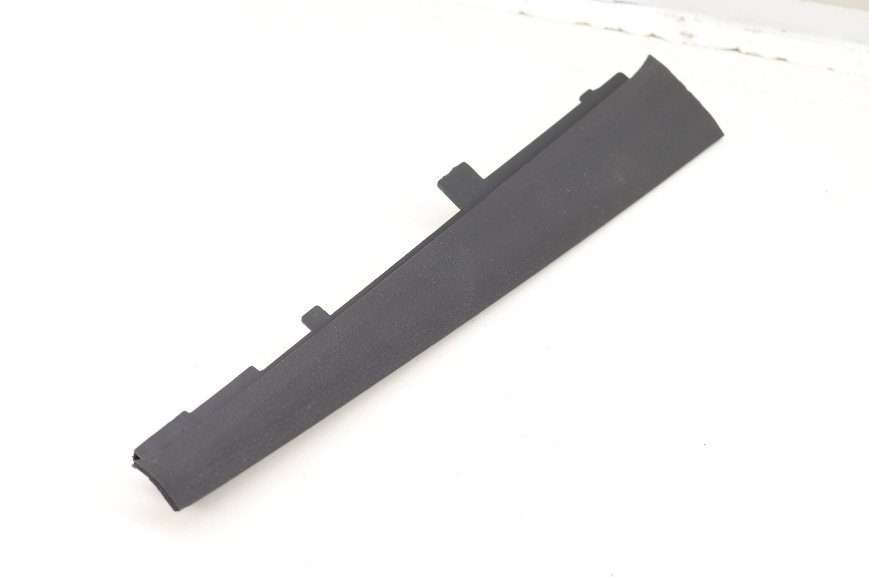 Center&#x20;A&#x20;Pillar&#x20;Trim&#x20;&#x2F;&#x20;Lining&#x20;5C6868237