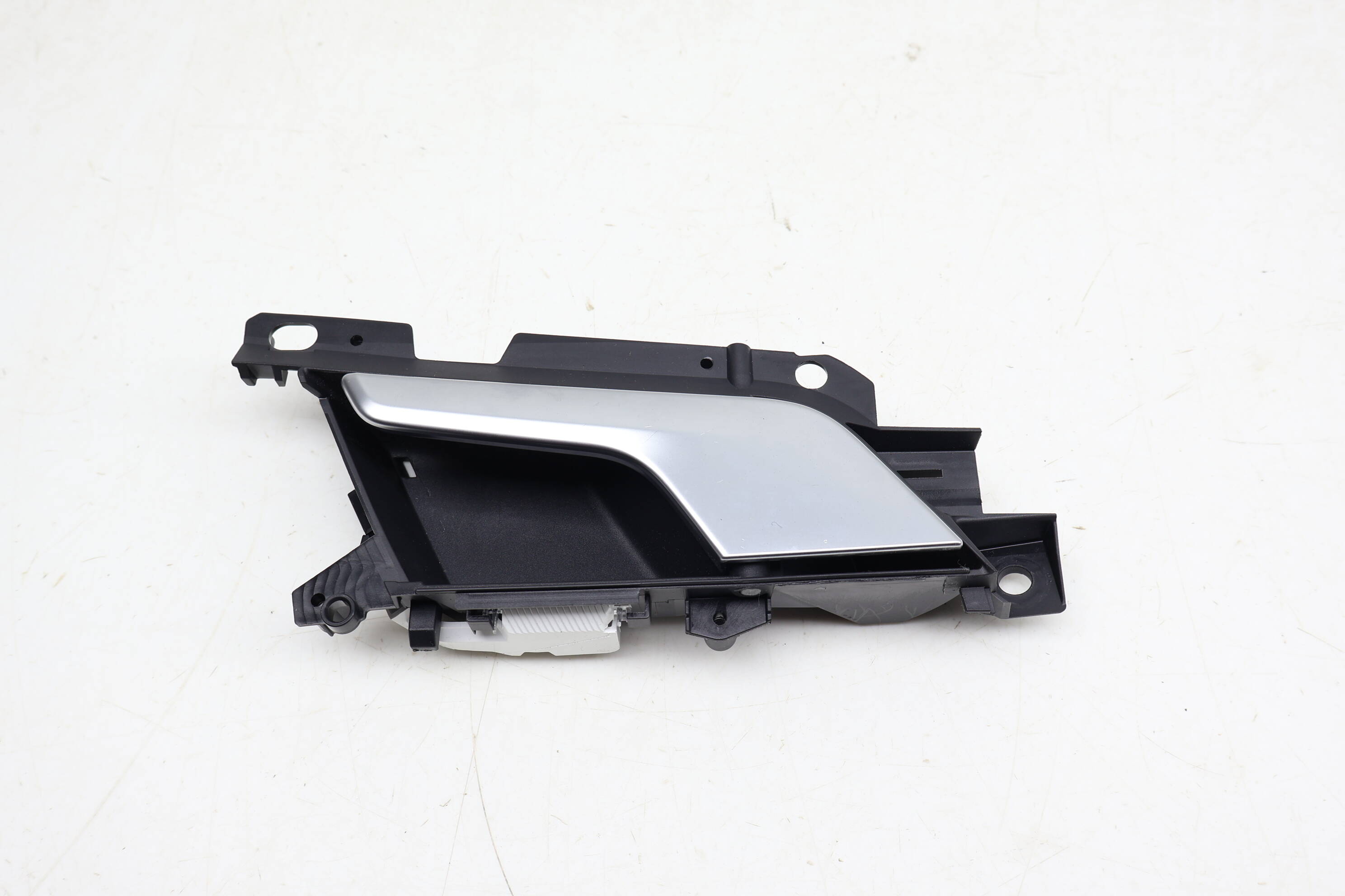 Interior Door Handle / Release 8W0837019C