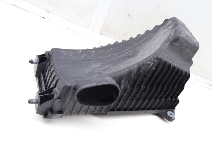 Engine Air Filter Box / Housing (Lower) 7L5129607D 95511002210 main product photo