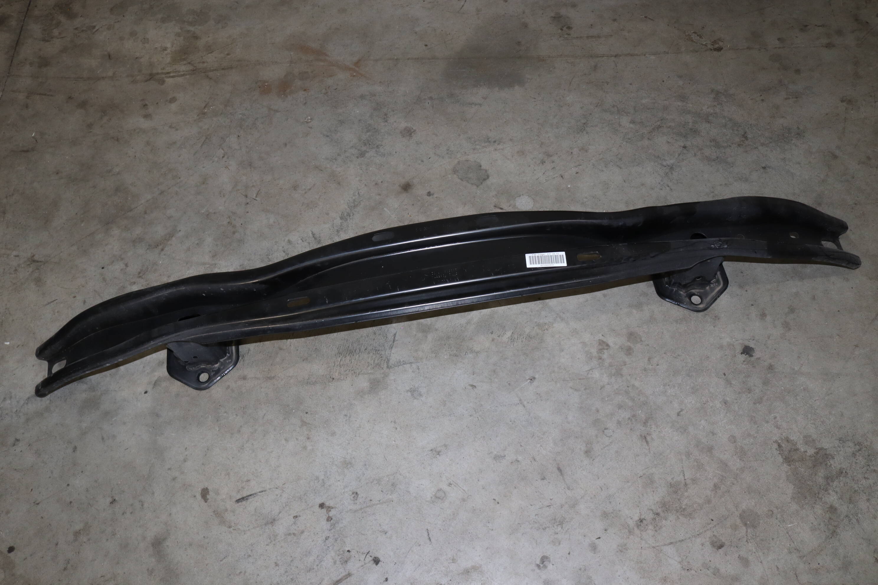 Bumper&#x20;Reinforcement&#x20;Bar&#x20;&#x2F;&#x20;Impact&#x20;Beam&#x20;51127256928
