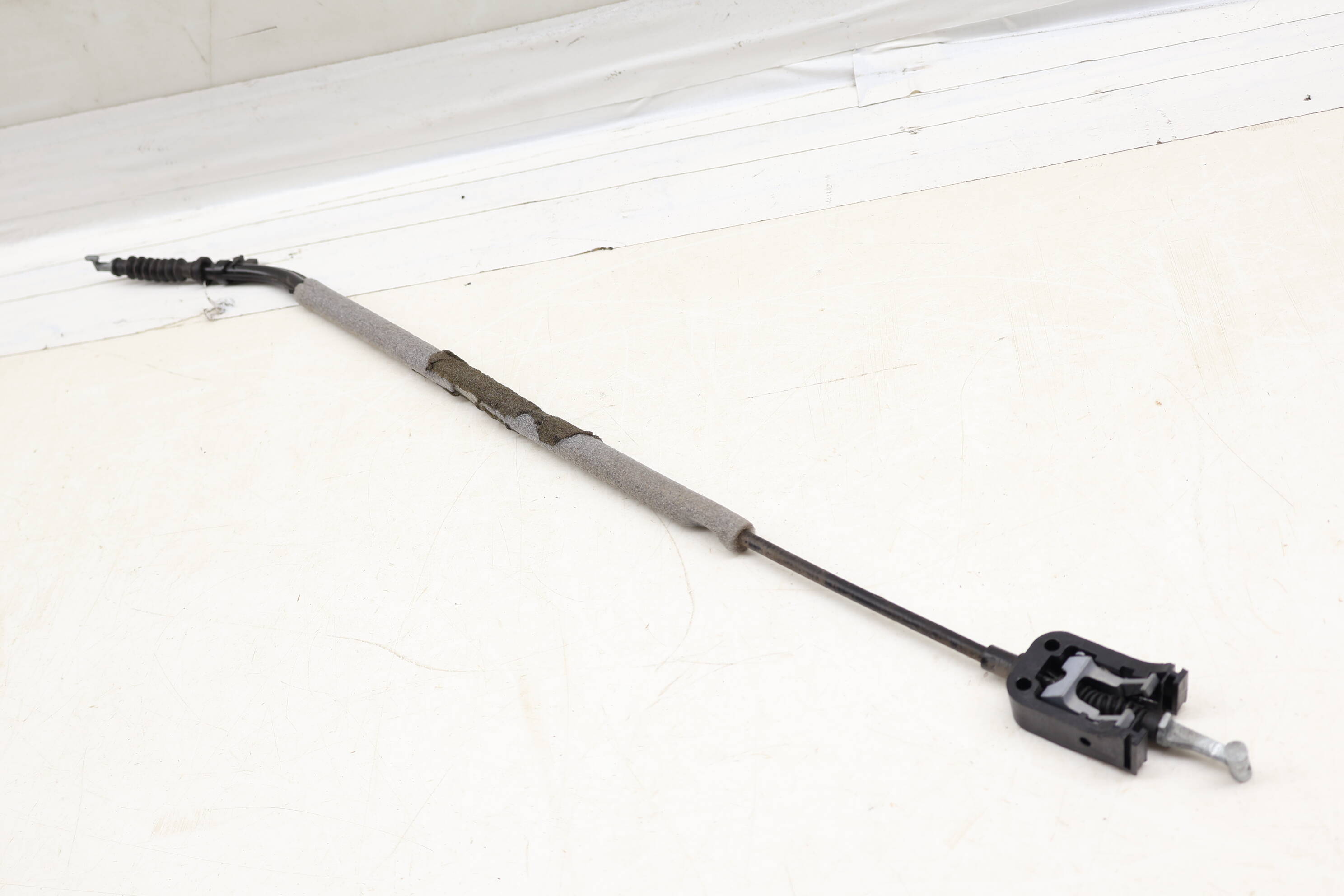 Interior Door Handle Release / Bowden Cable 7N0837017A