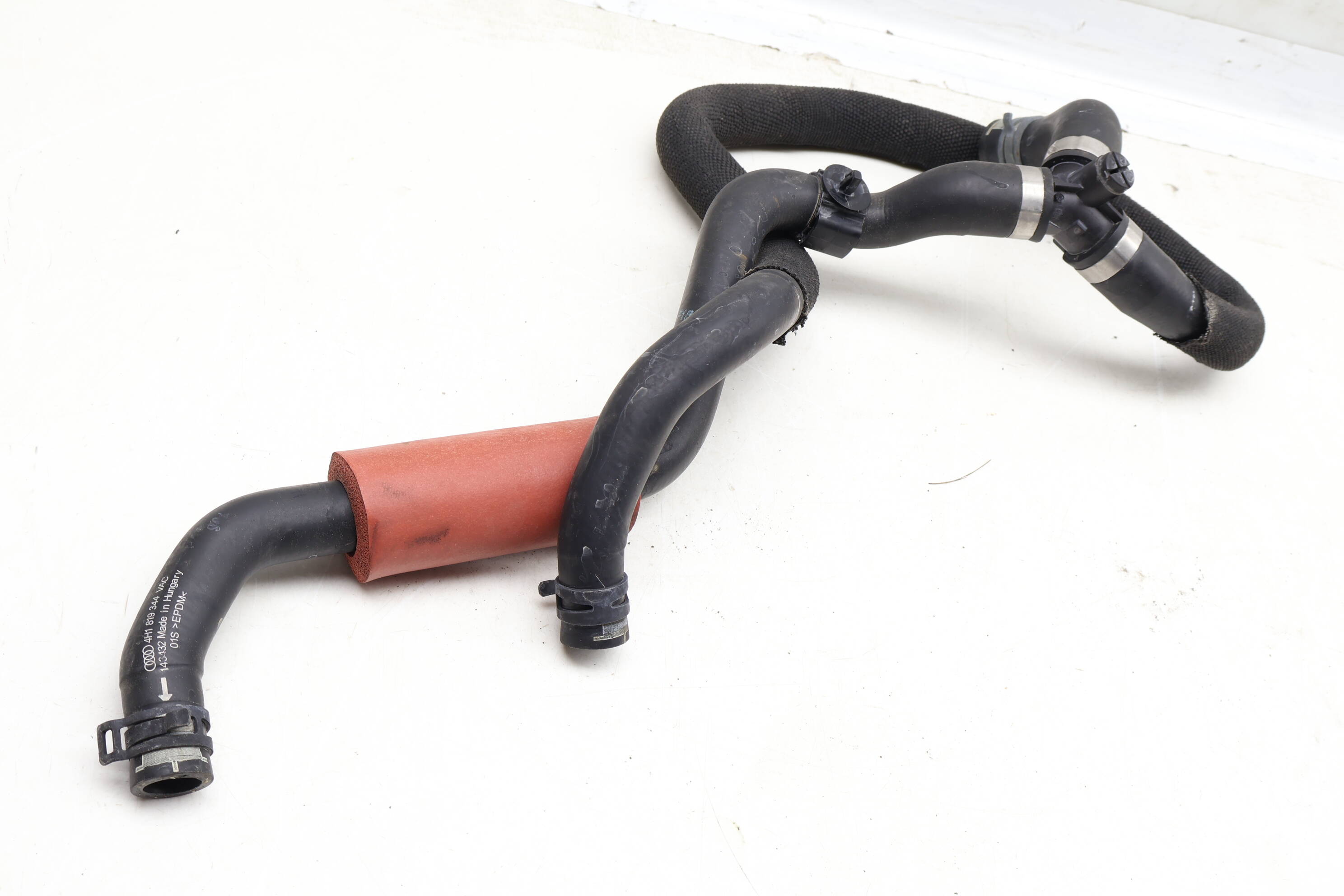 Coolant / Water Hose 4H1819344