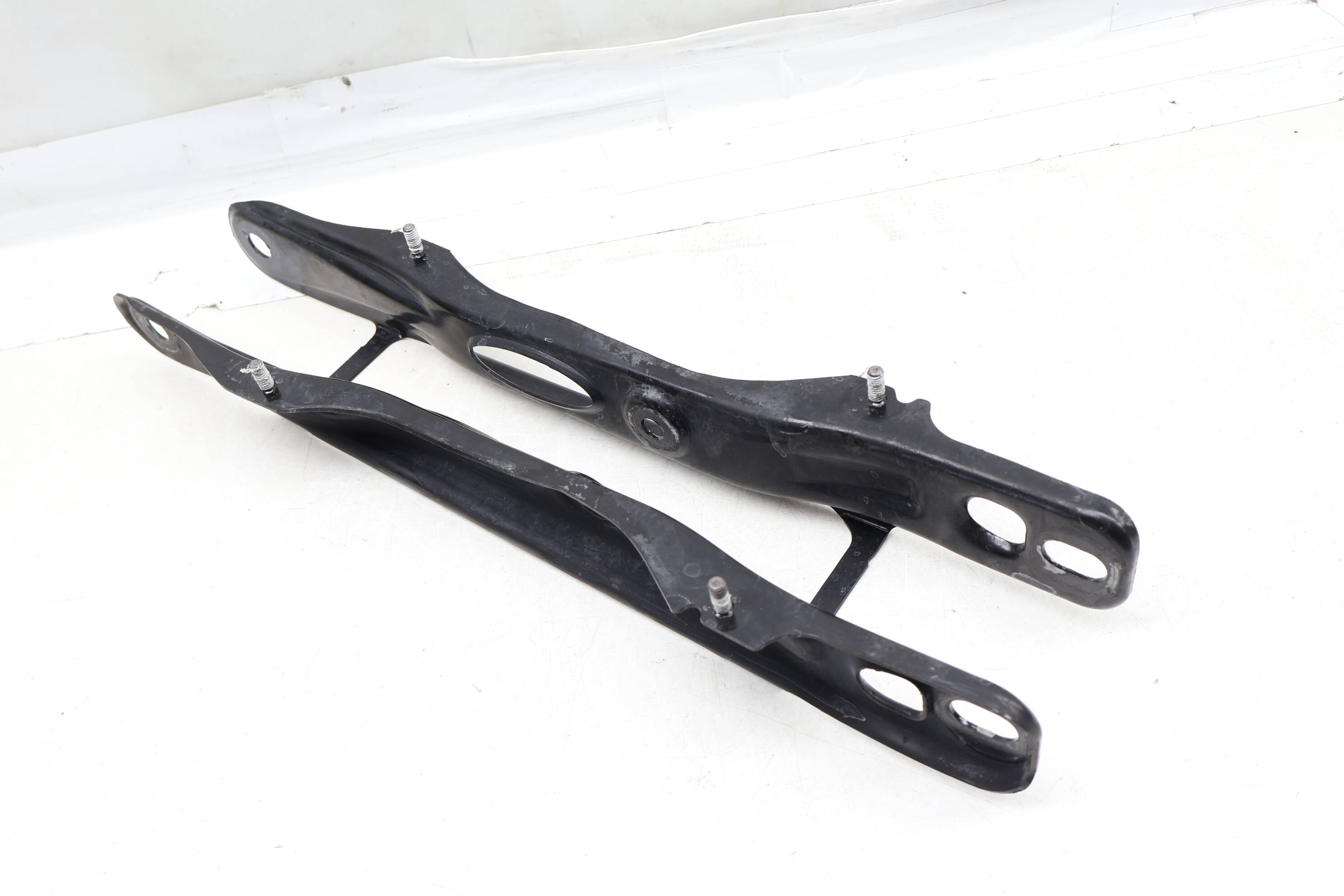 Lower Control Arm 33326875104