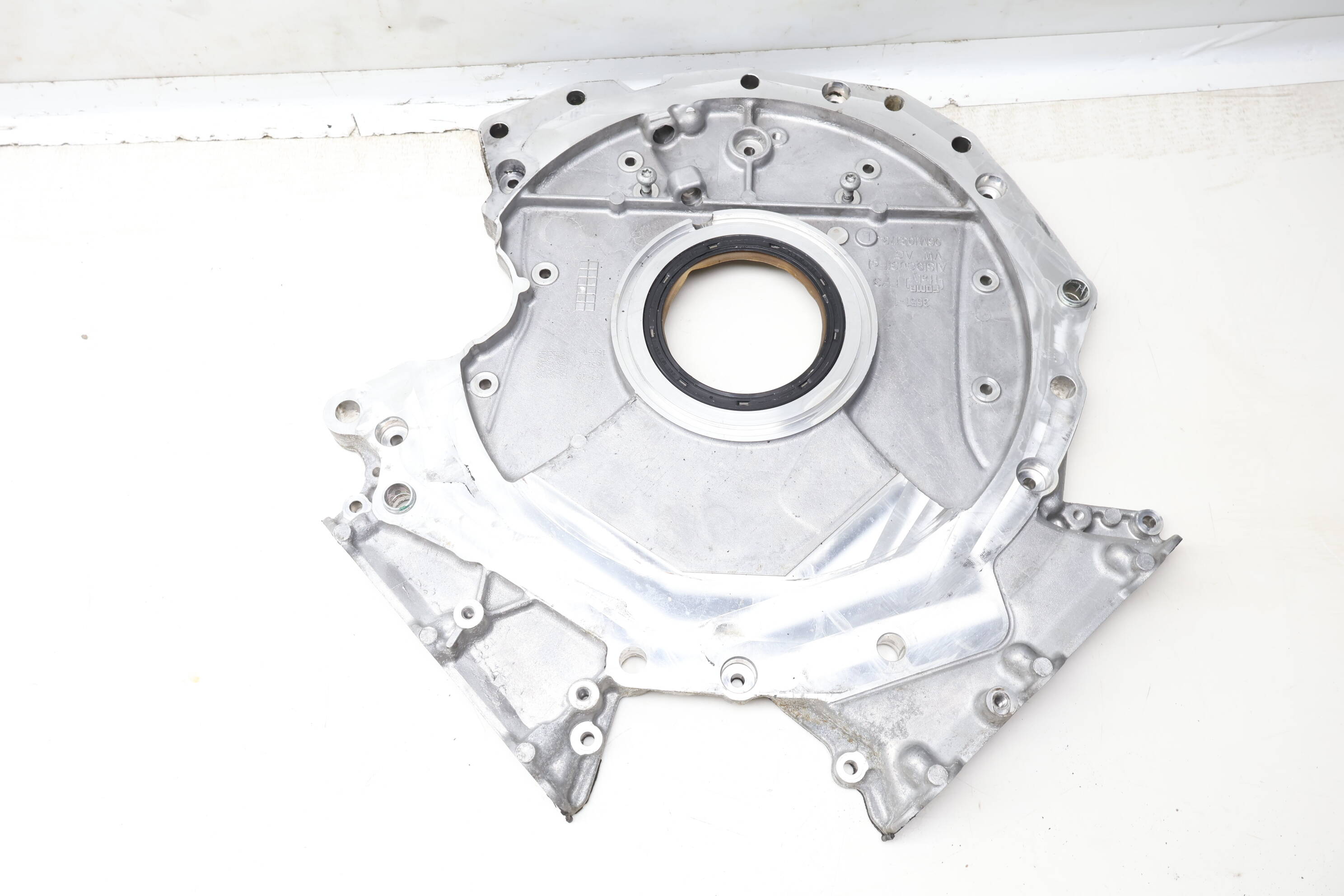 Engine Sealing Flange / Plate 06M103173L