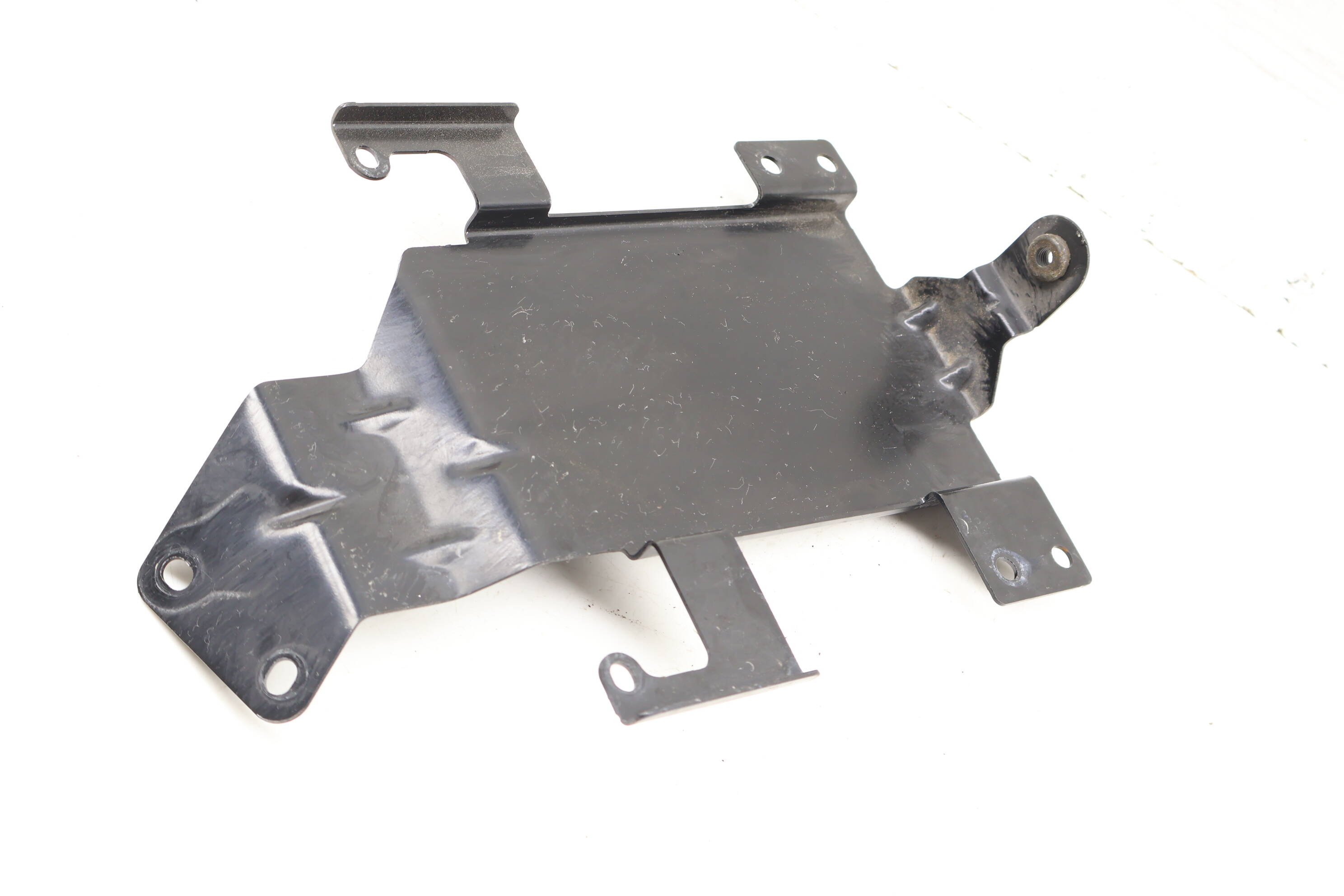 Ecu / Ecm / Engine Control Module Bracket 7P0907645A 95861823310
