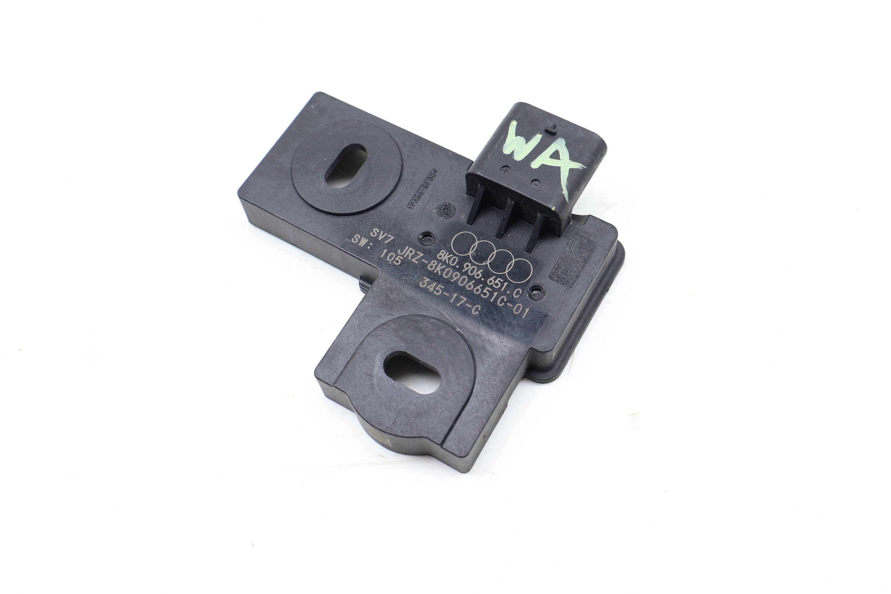 Fuel Tank Leak Diagnostic Module 8K0906651C