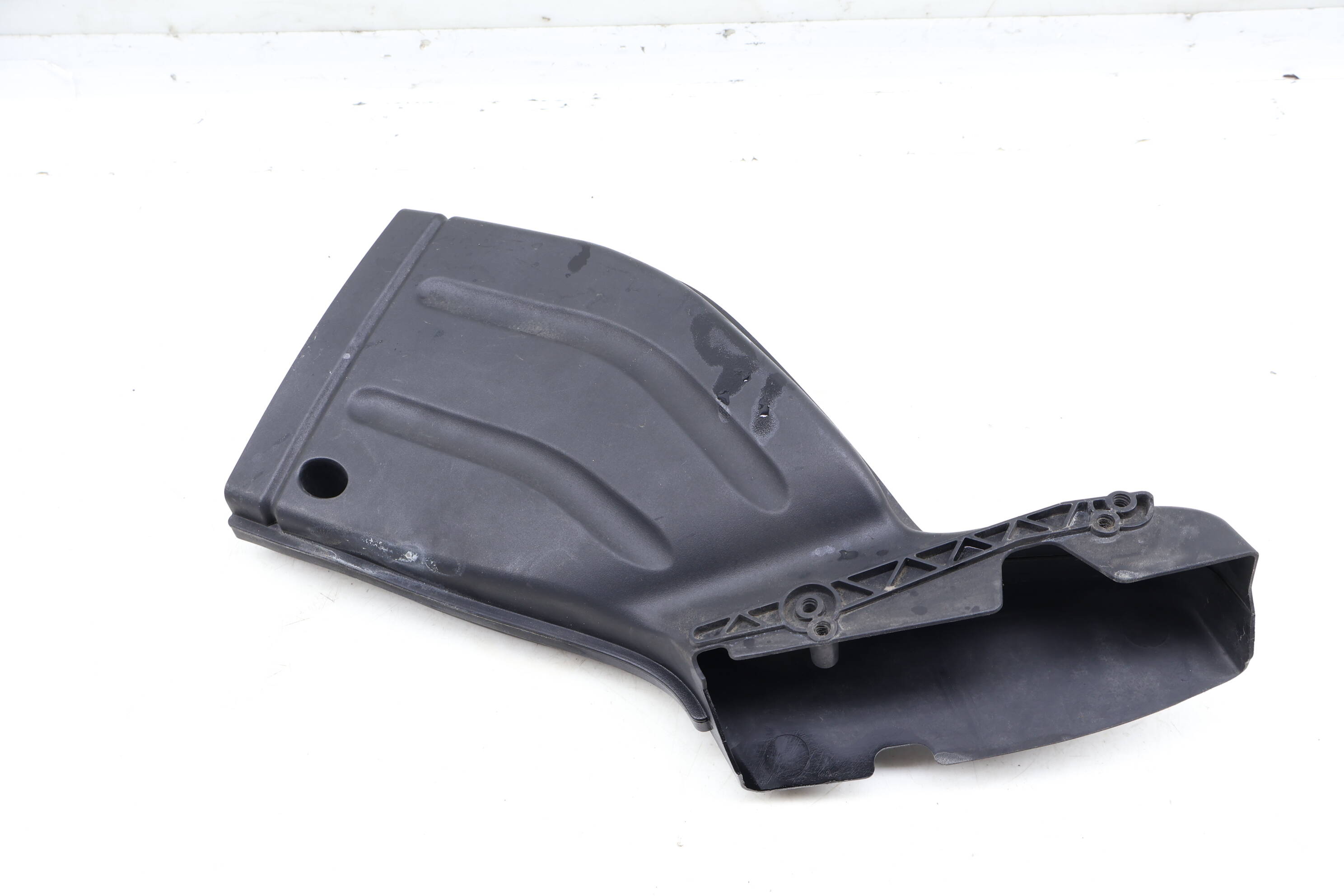 Air Intake Duct 8E0129618M