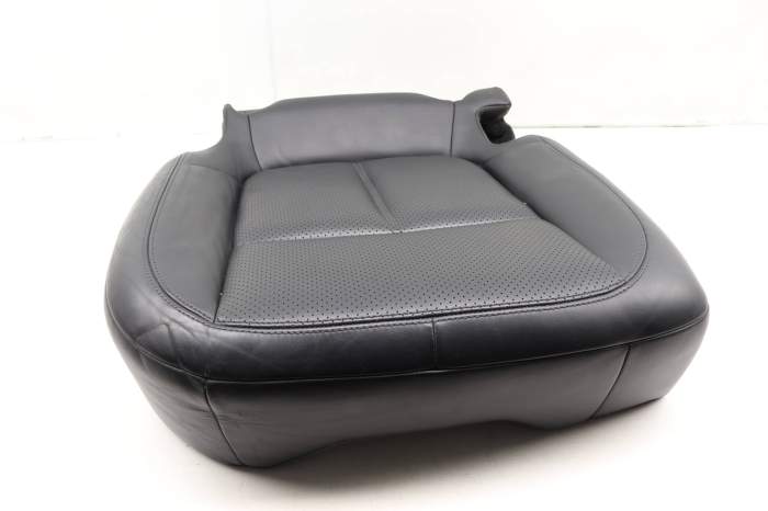 Lower Seat Bottom Cushion (Leather) 7P5885406DK 95852240642 main product photo