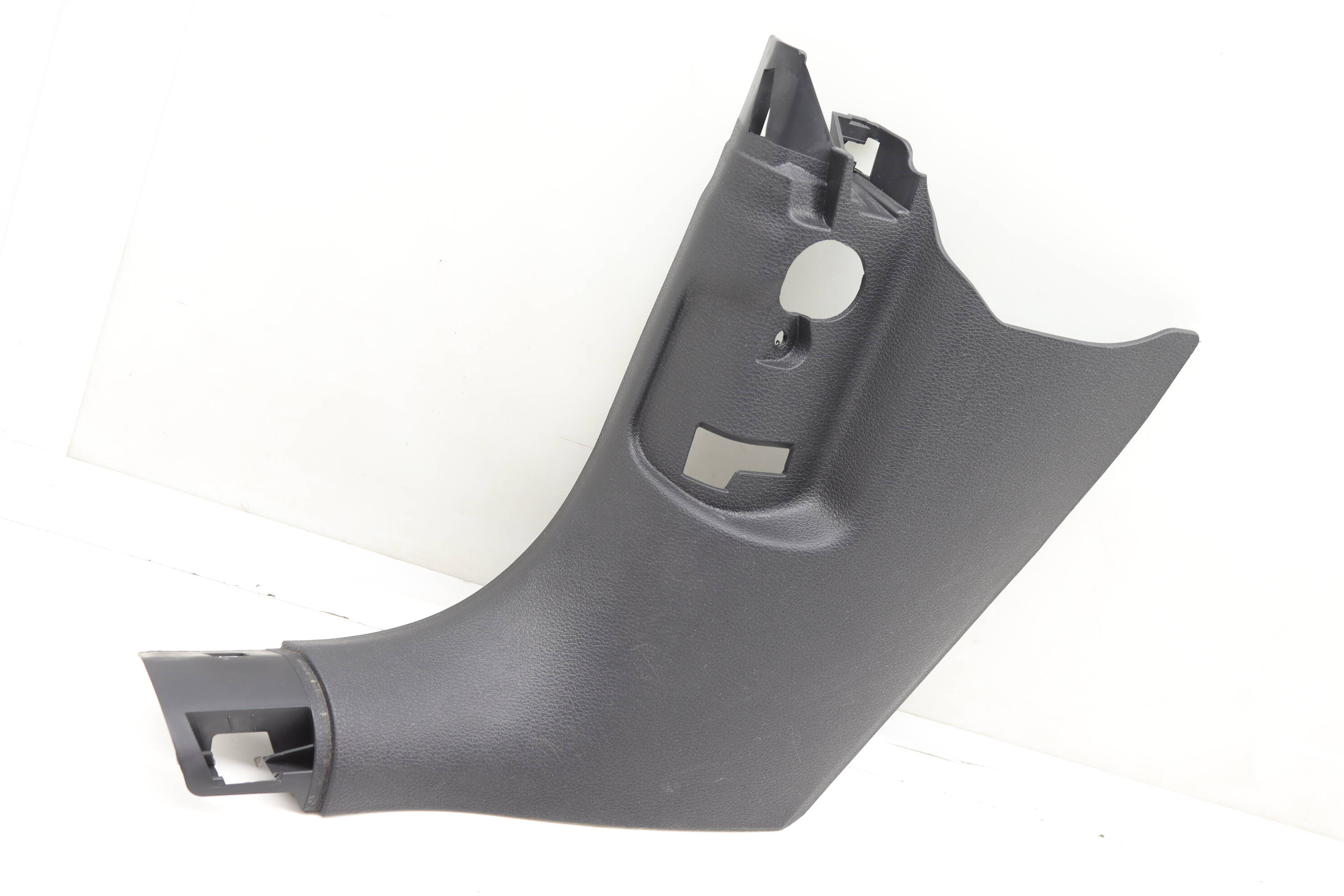 Lower A Pillar Trim / Panel 8V3867271