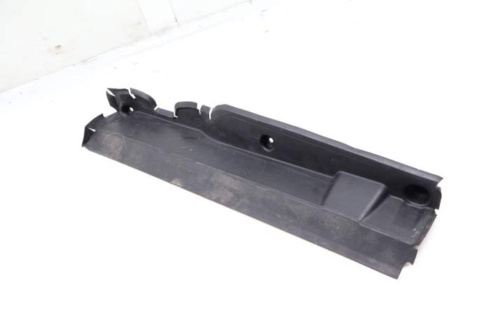 Upper Core / Radiator Support Cover 4G0121292G main product photo