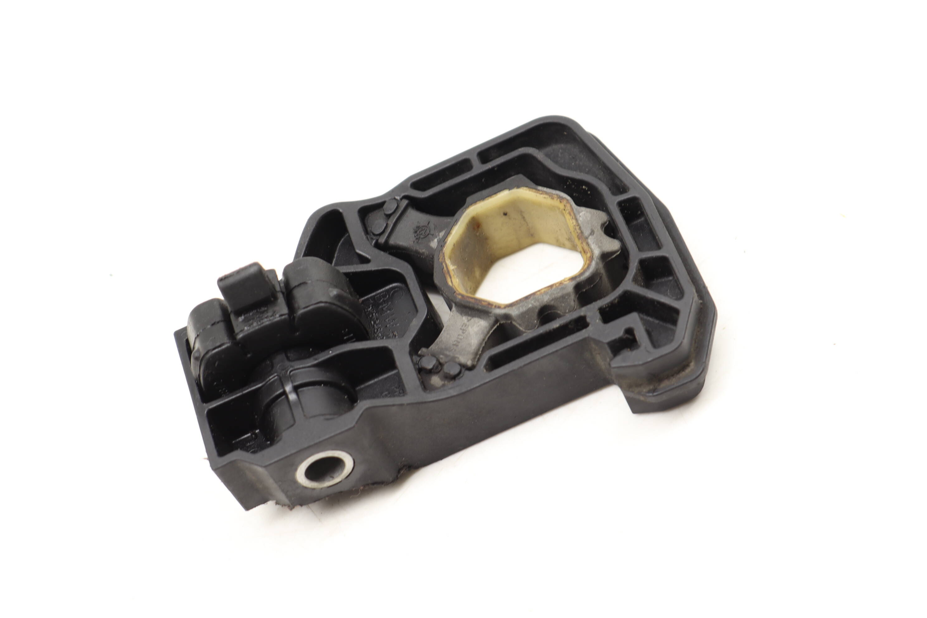 Radiator&#x20;Module&#x20;Mount&#x20;&#x2F;&#x20;Bracket&#x20;17117575248