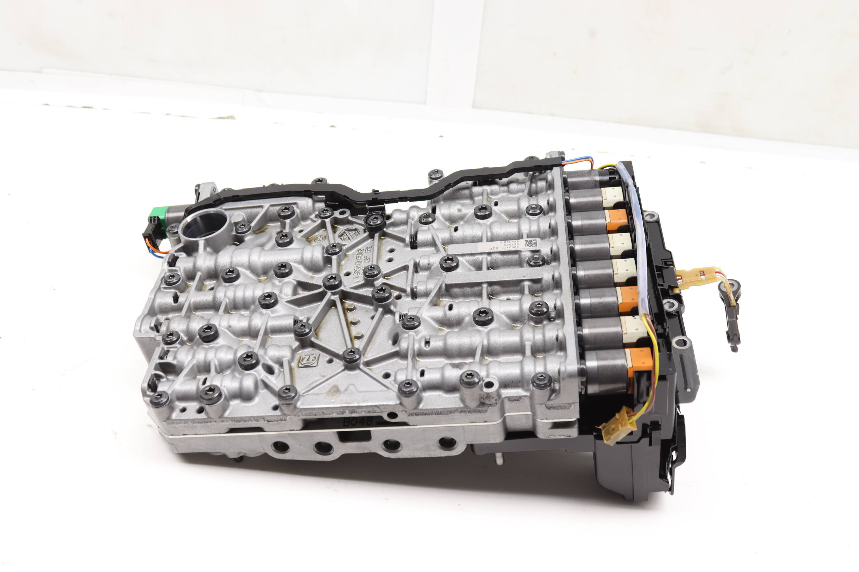 BMW Transmission Valve Body / Mechatronic (Ga8hp45z) 24348612856
