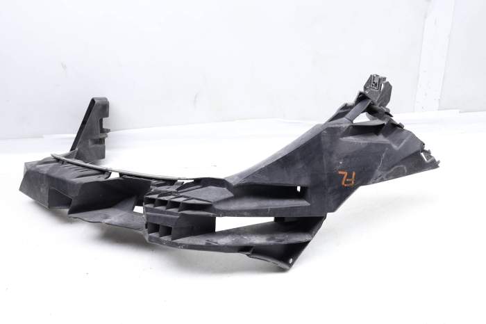 Headlight Mount Bracket 1666200591 main product photo