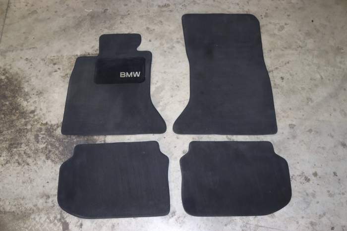 Carpet Floor Mat Set 51477220428 main product photo