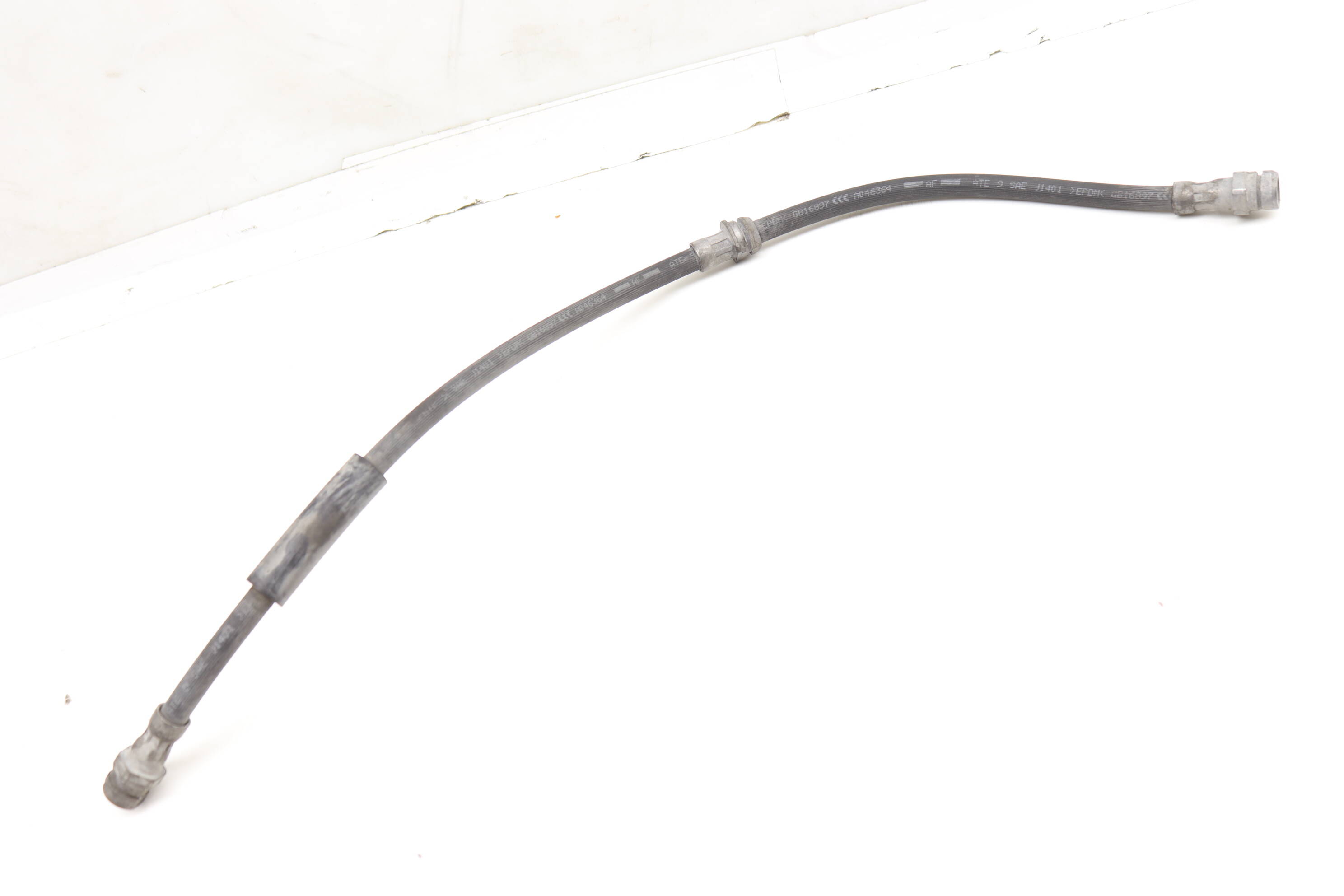 Brake Hose / Line 8J0611701D