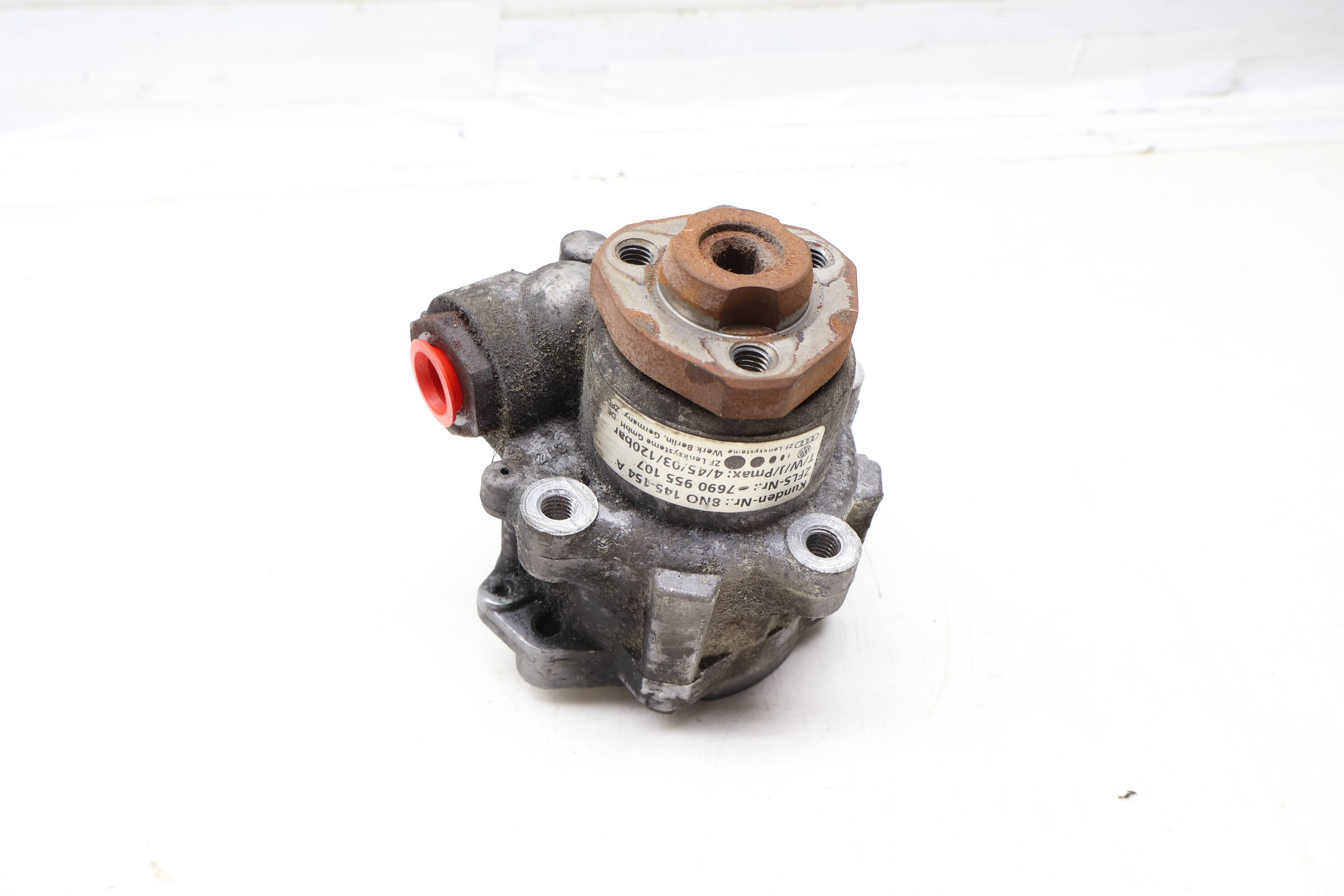 Power Steering Pump 8N0145154A
