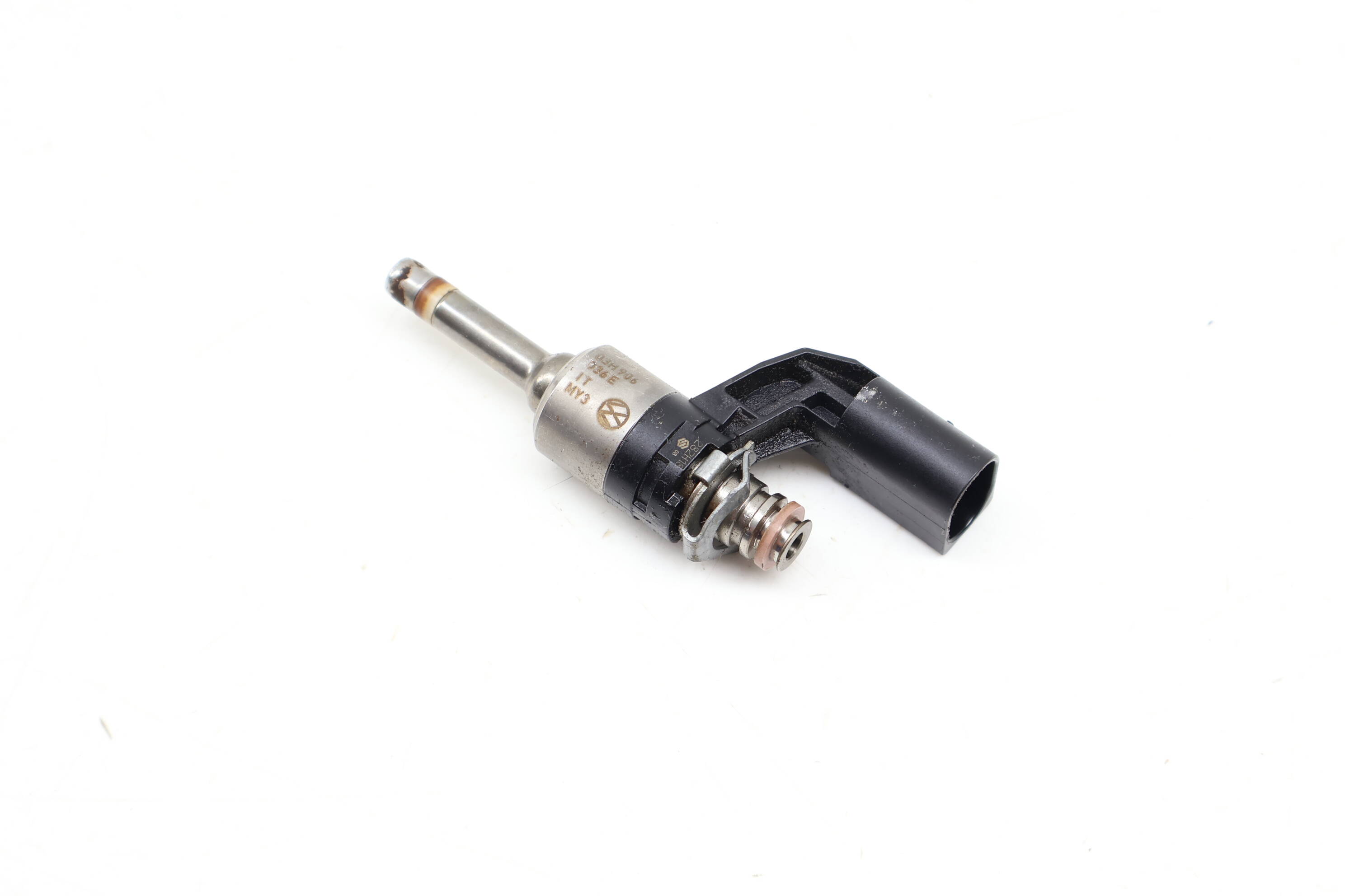 3.6L Lower Fuel Injector 03H906036E