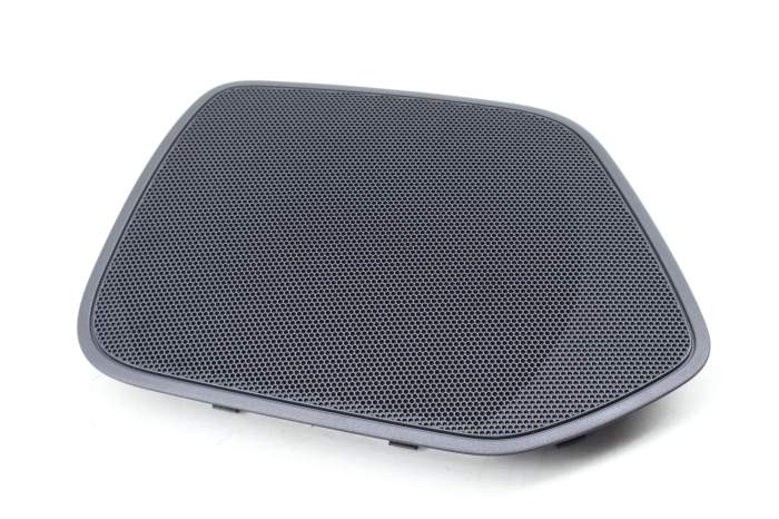 Door Speaker Cover / Grille 8U0035420 main product photo