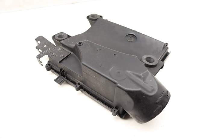 Engine Air Filter Housing / Box (Lower) 13717583713 main product photo