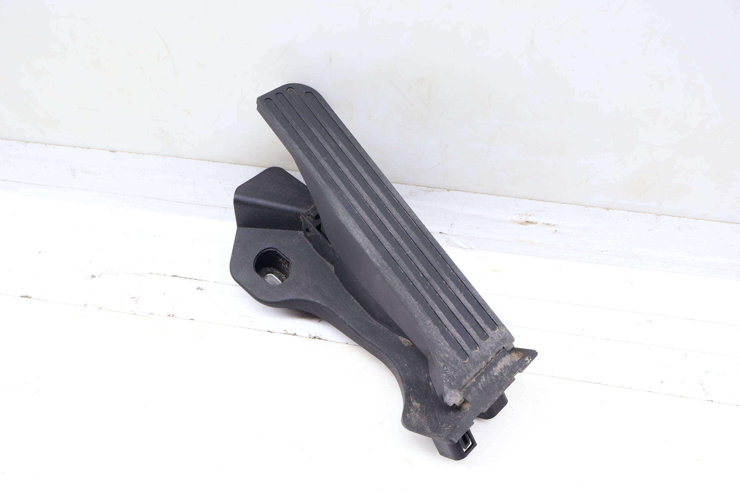 Gas Pedal / Accelerator Module 1K1723503AT